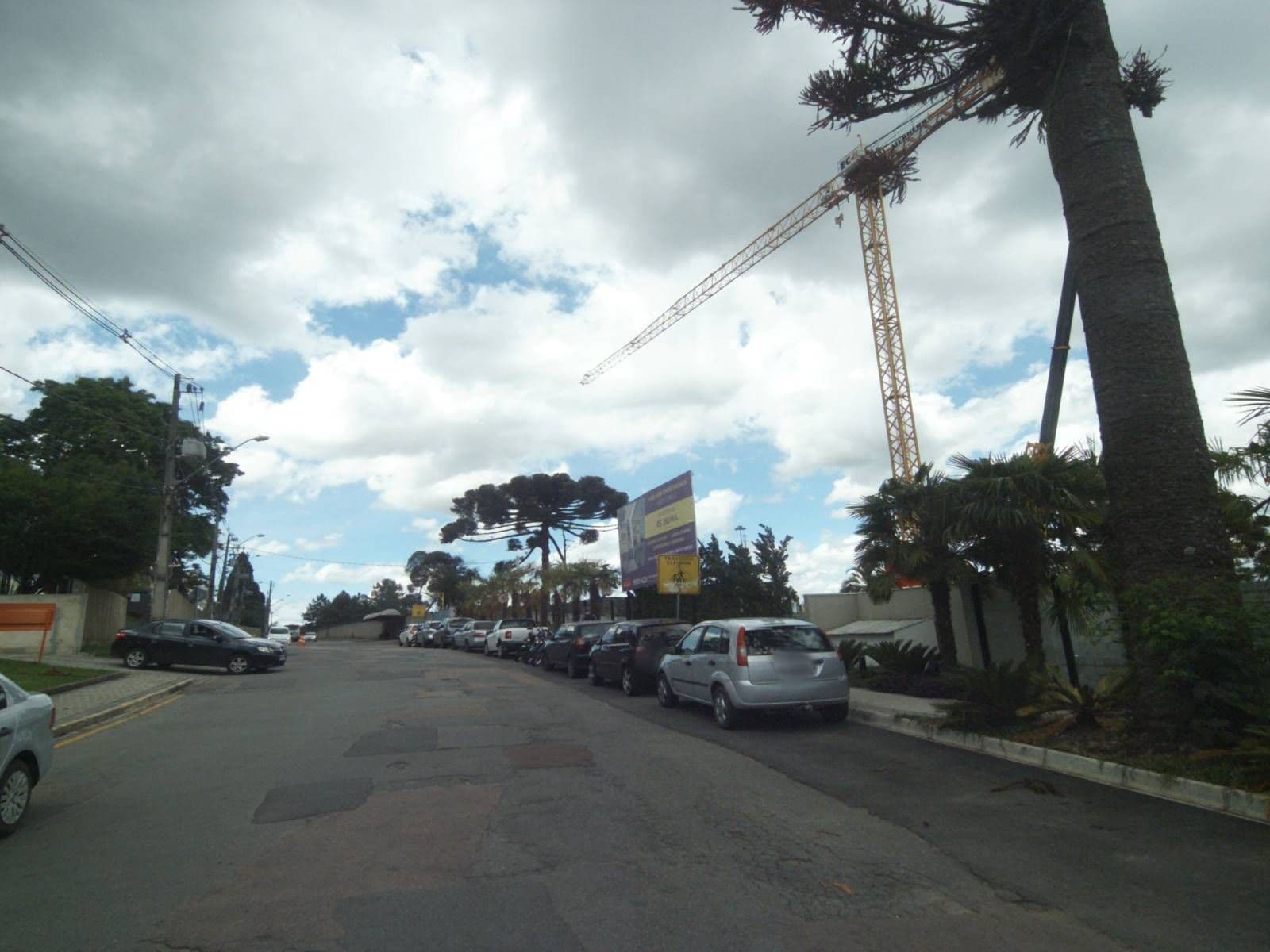 Street view near Hotel Curitiba Campo Comprido, Curitiba — © projevias (CC BY-SA · Mapillary)