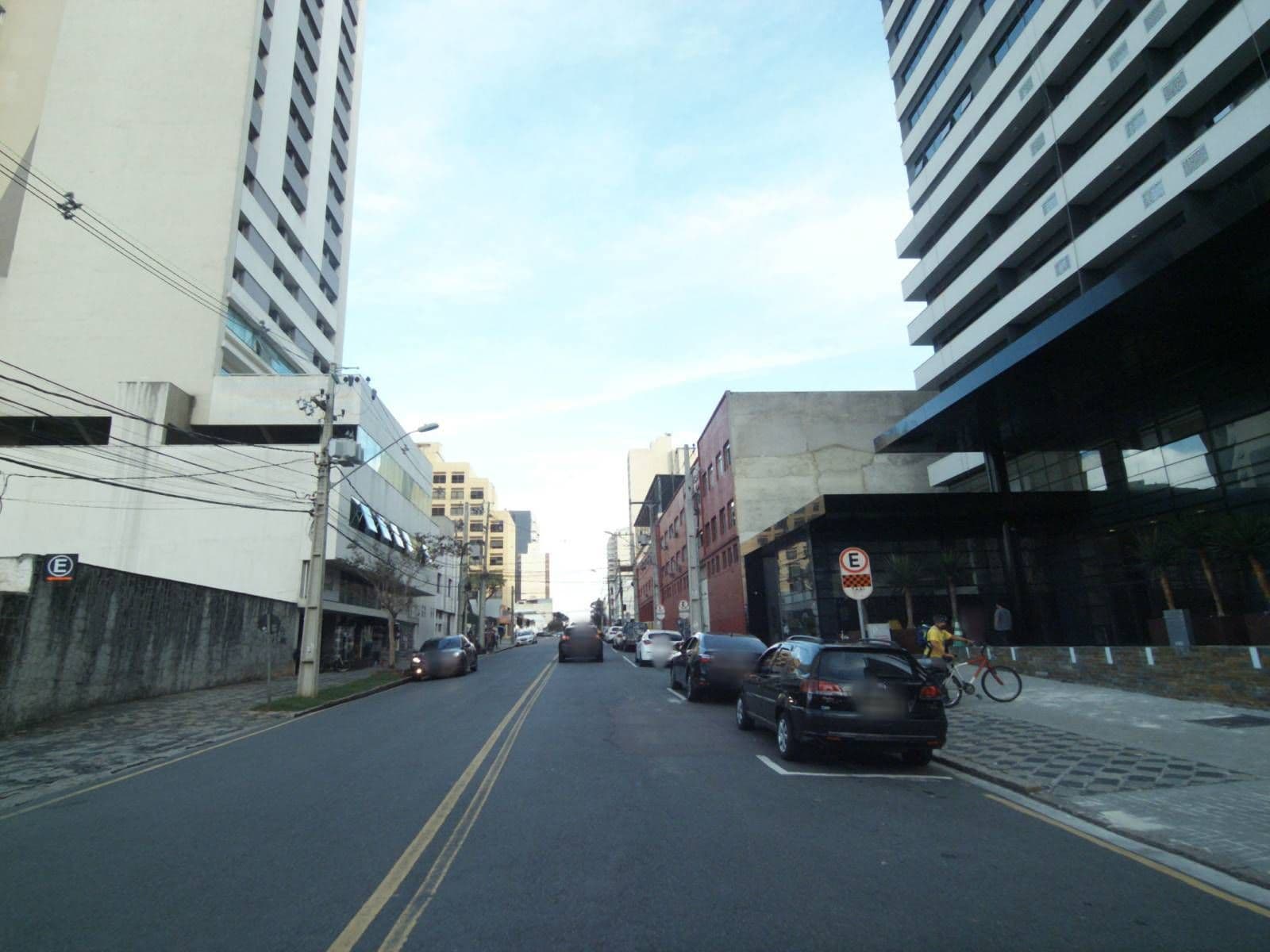 Street view near Grão Coffee Bar, Curitiba — © projevias (CC BY-SA · Mapillary)