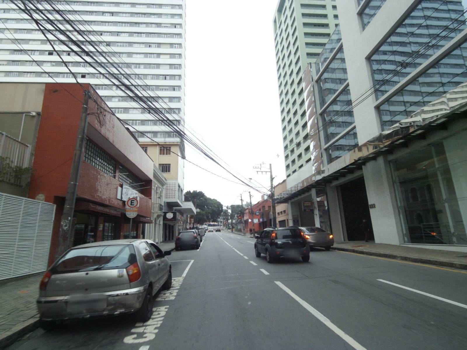Street view near Rio Forest Hostel, Curitiba — © projevias (CC BY-SA · Mapillary)