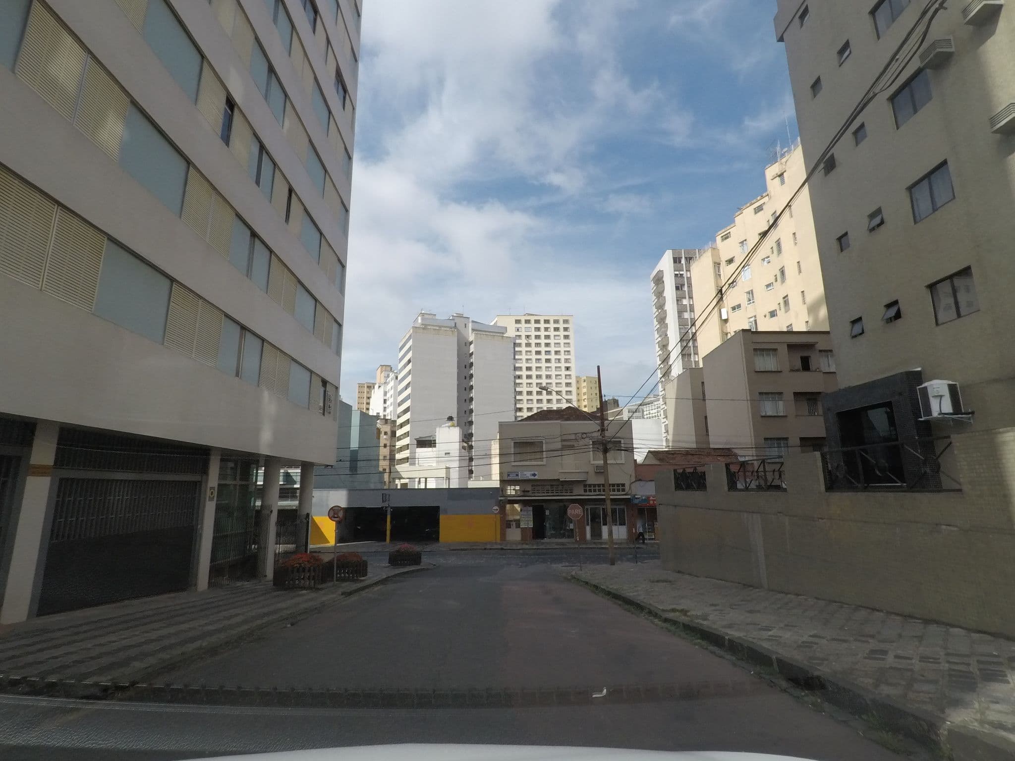 Street view near Pensionato Tibagi, Curitiba — © marciosampaio (CC BY-SA · Mapillary)