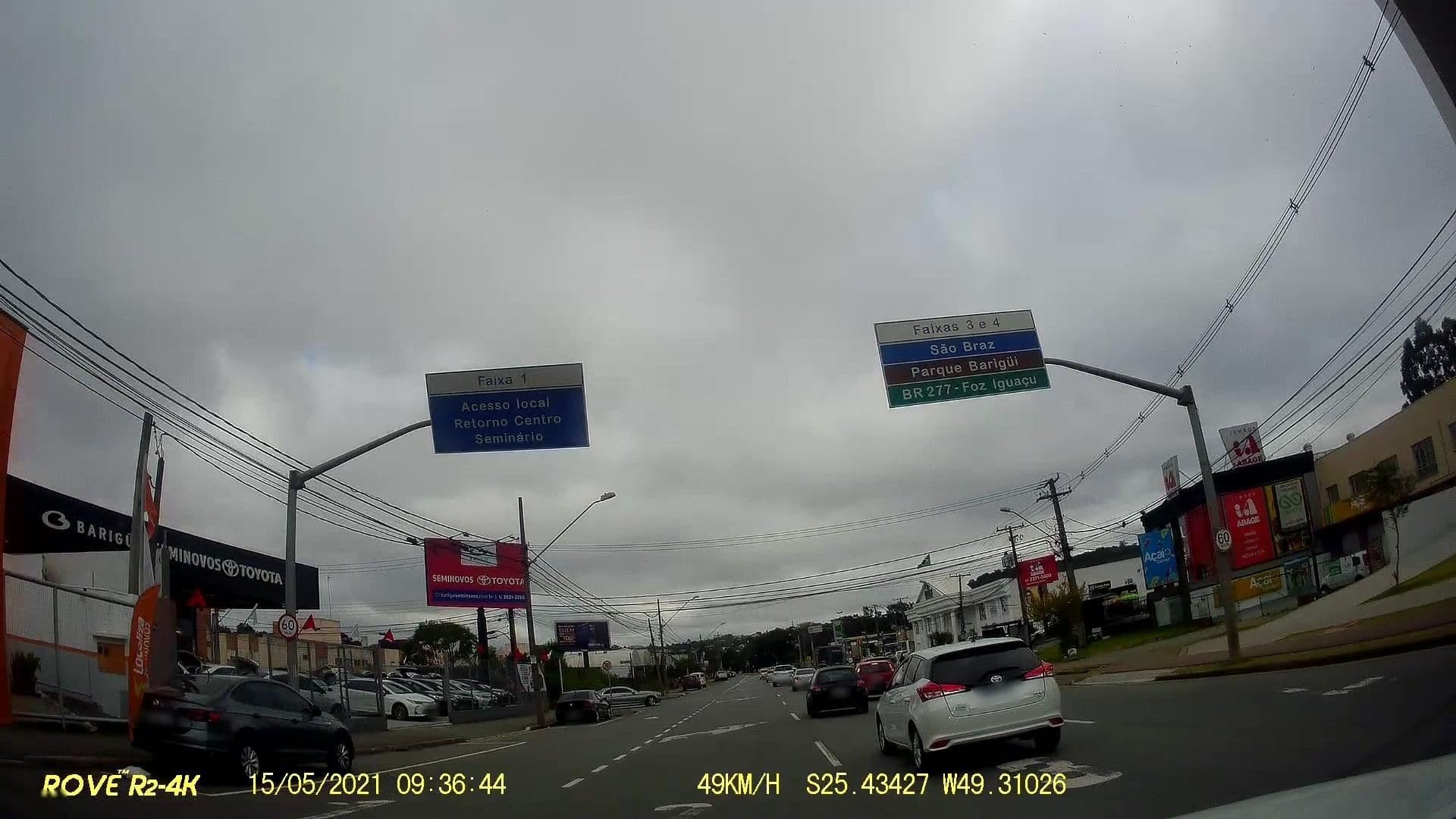 Street view near Hotel Confiance Barigui, Curitiba — © mnigri (CC BY-SA · Mapillary)