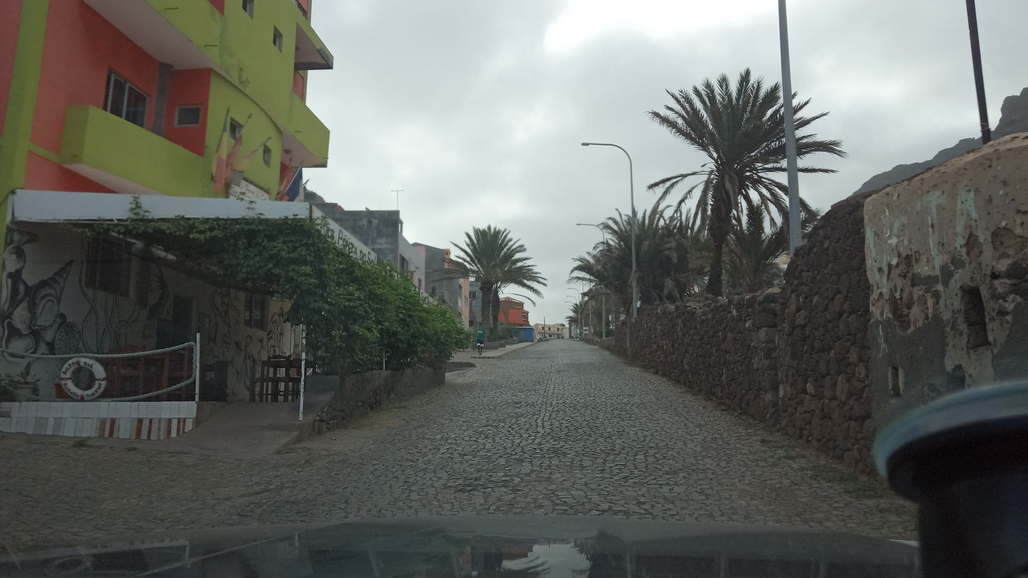 Street view near Residencial Ponta do Sol, Ponta do Sol — © verdeano (CC BY-SA · Mapillary)