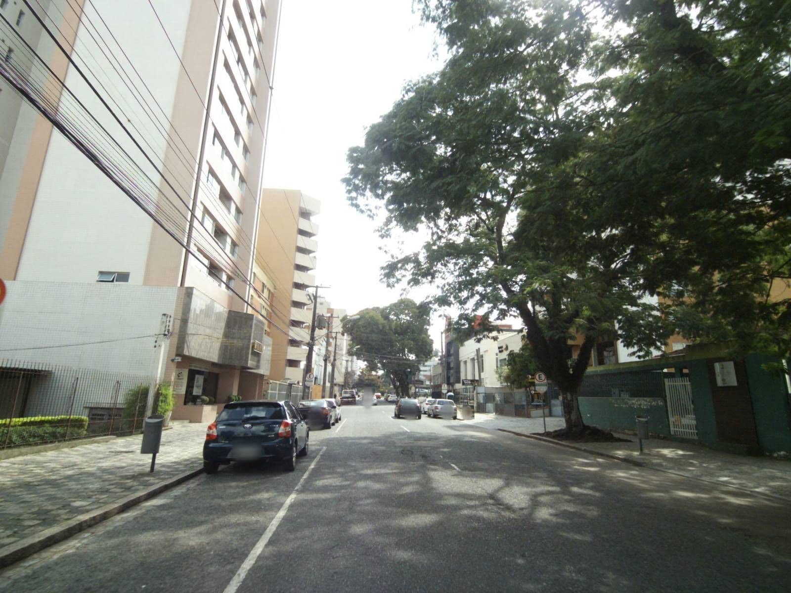 Street view near Windsor Flat Curitiba, Curitiba — © projevias (CC BY-SA · Mapillary)