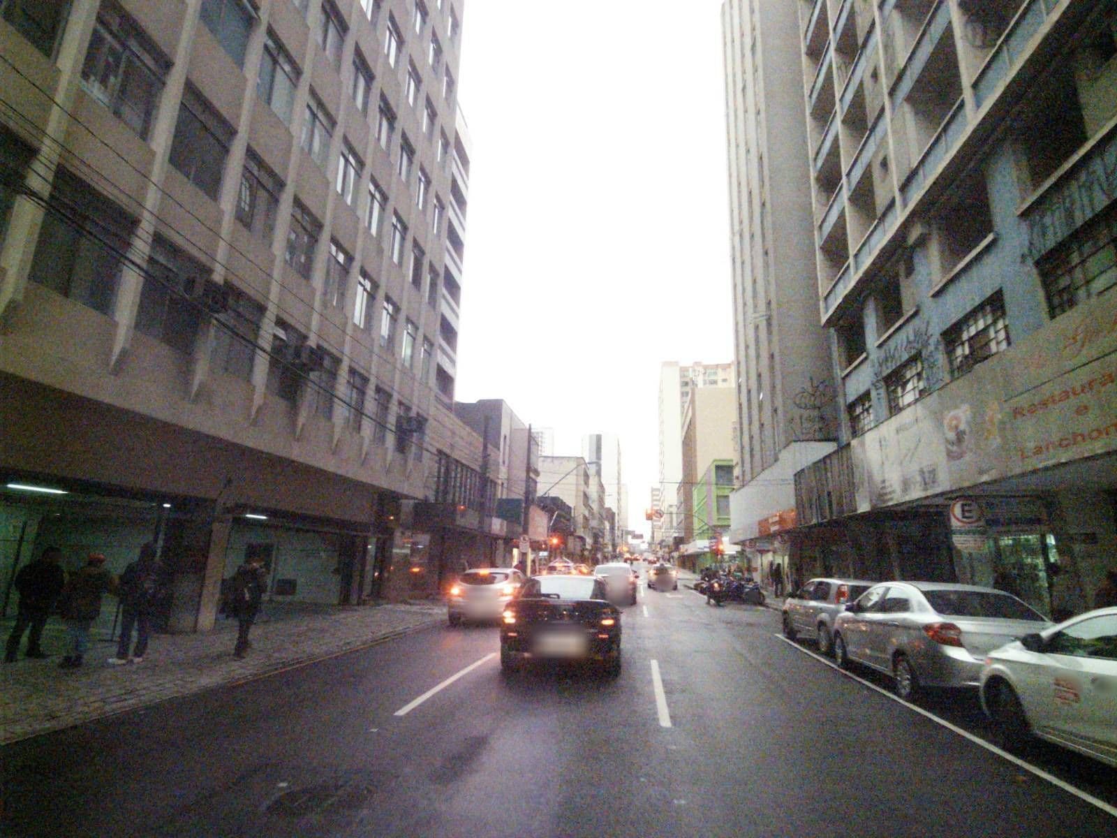 Street view near Ouro Verde Hotel, Curitiba — © projevias (CC BY-SA · Mapillary)