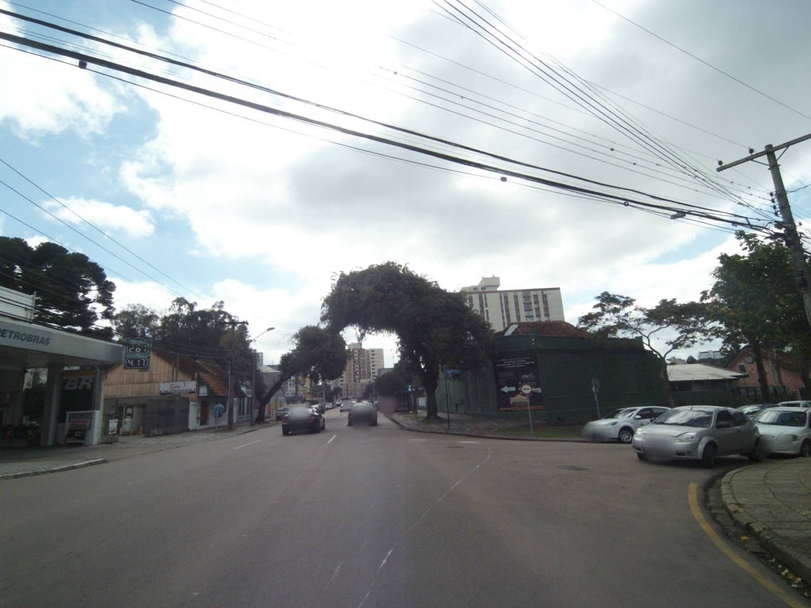 Street view near Ibis Budget Hotel, Curitiba — © projevias (CC BY-SA · Mapillary)