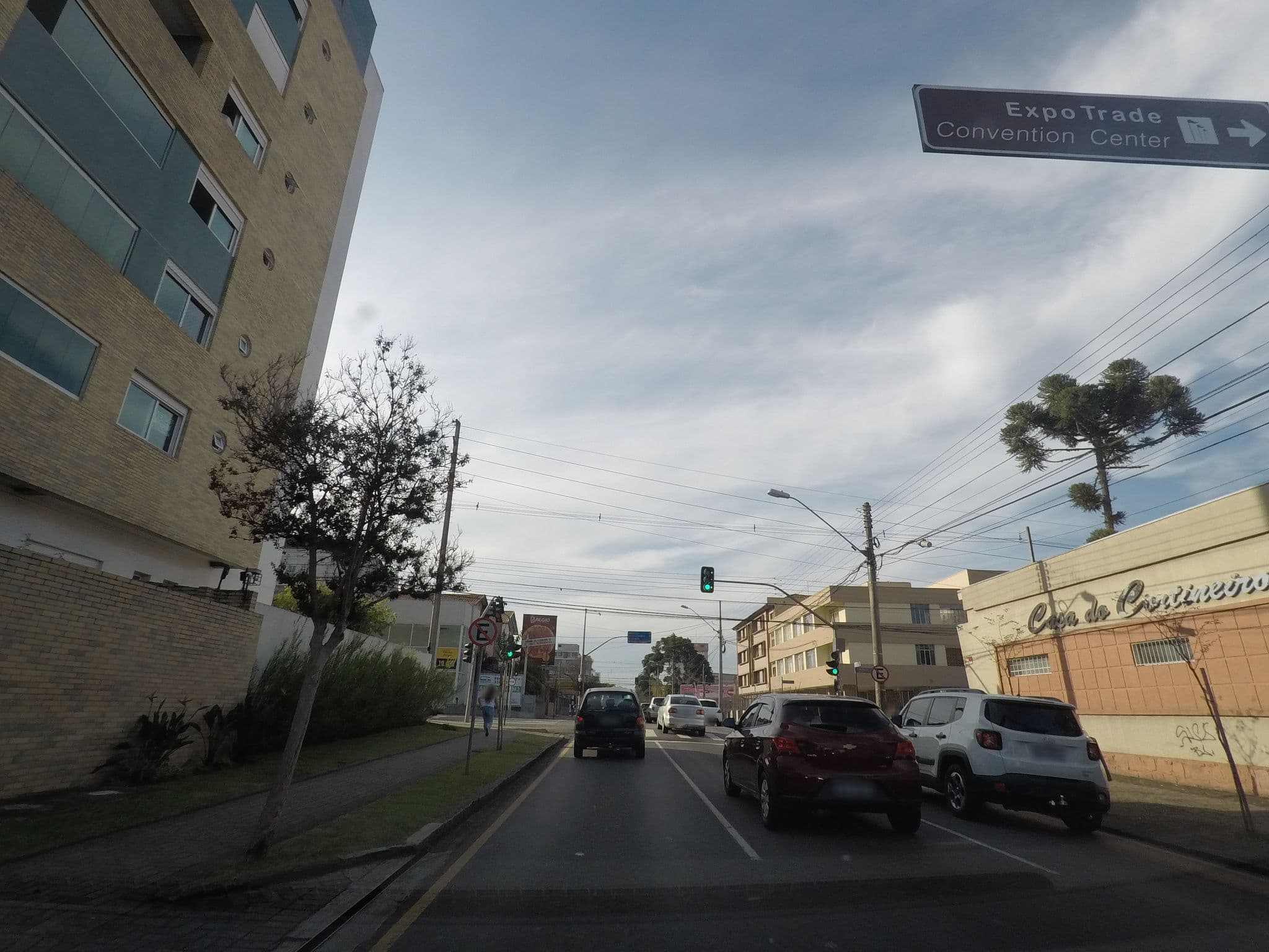 Street view near bristol Escritório, Curitiba — © marciosampaio (CC BY-SA · Mapillary)