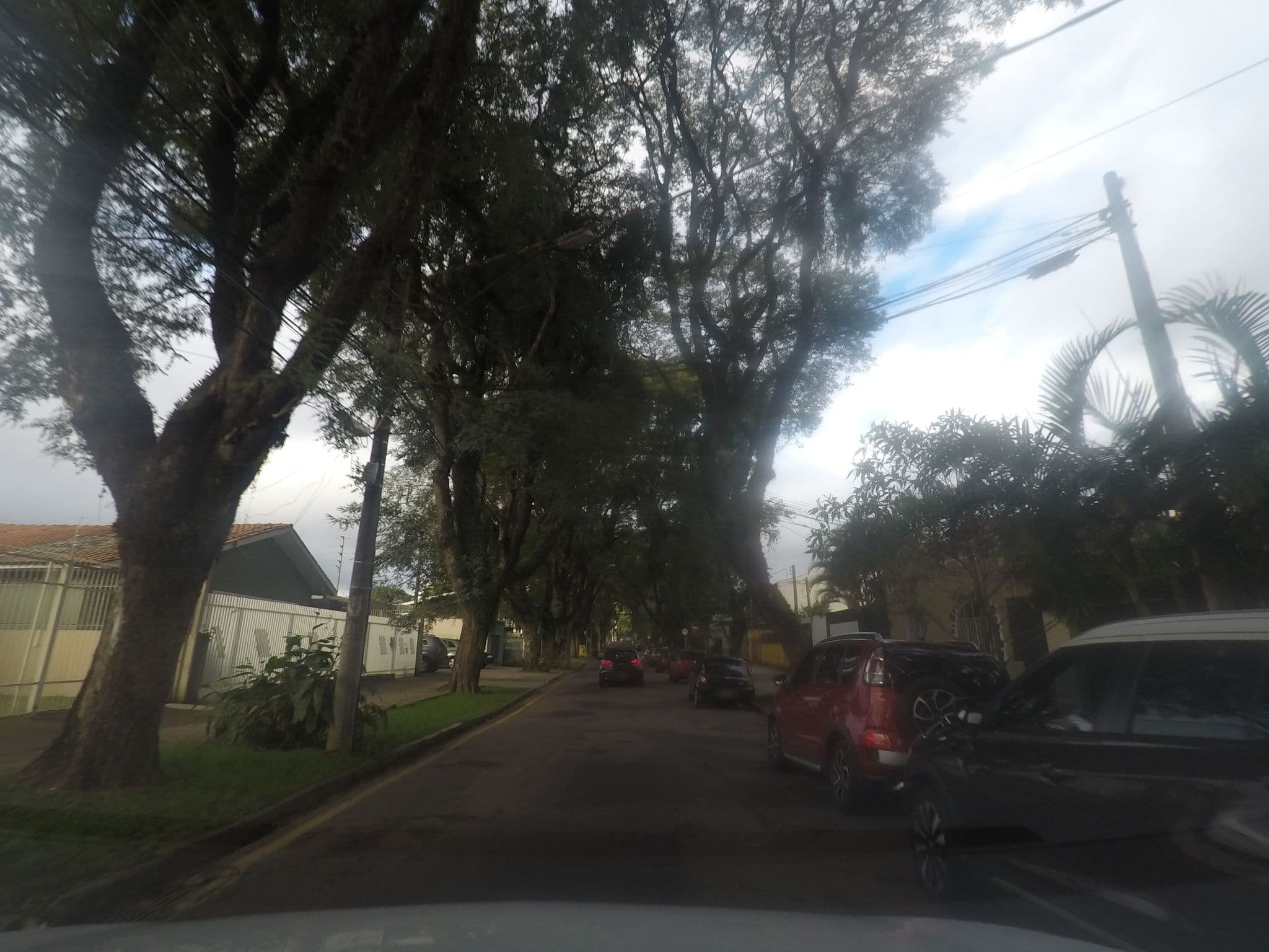 Street view near Paineiras Residencial, Curitiba — © marciosampaio (CC BY-SA · Mapillary)