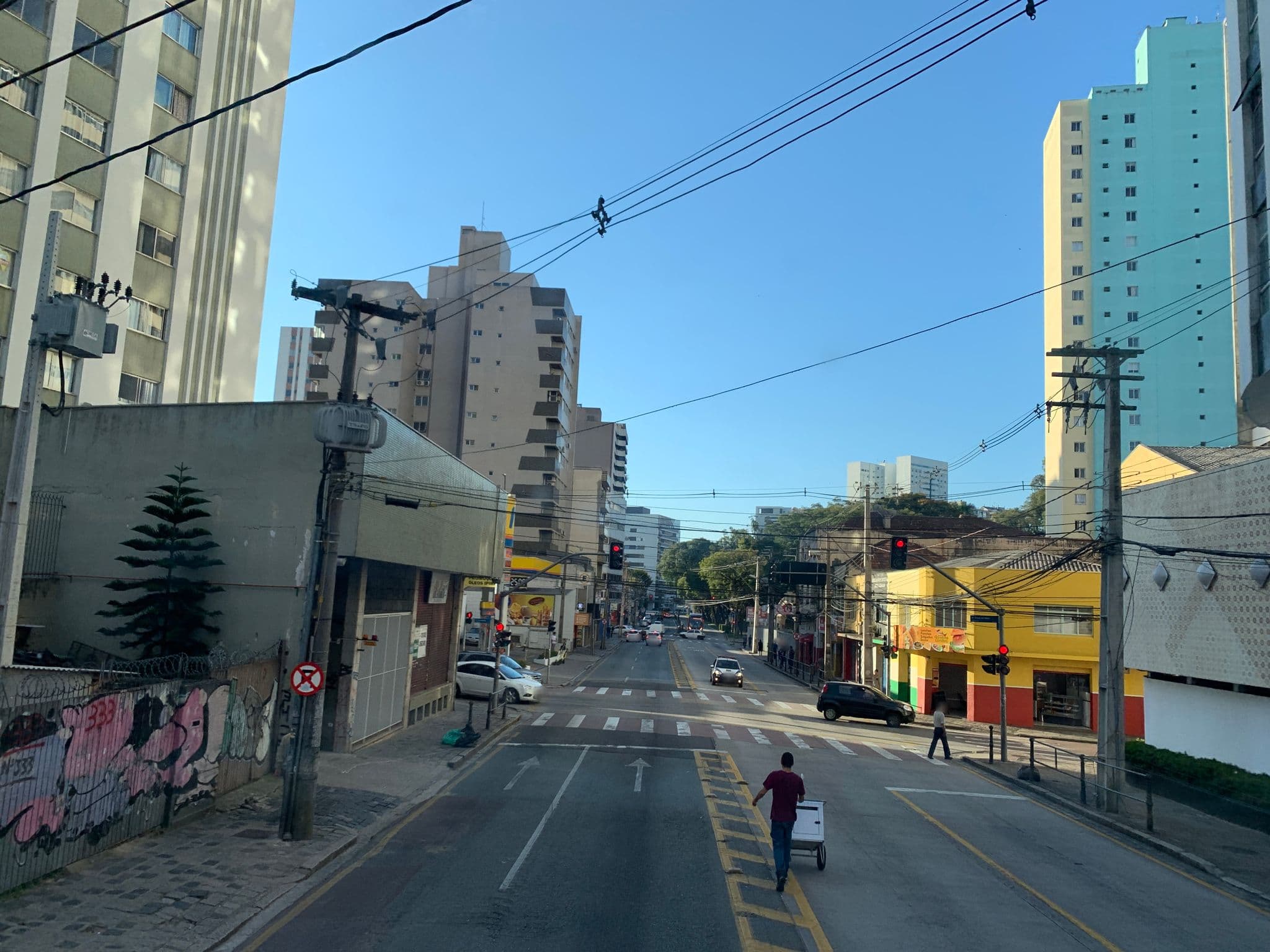 Street view near Pousada Atlanta, Curitiba — © noel (CC BY-SA · Mapillary)