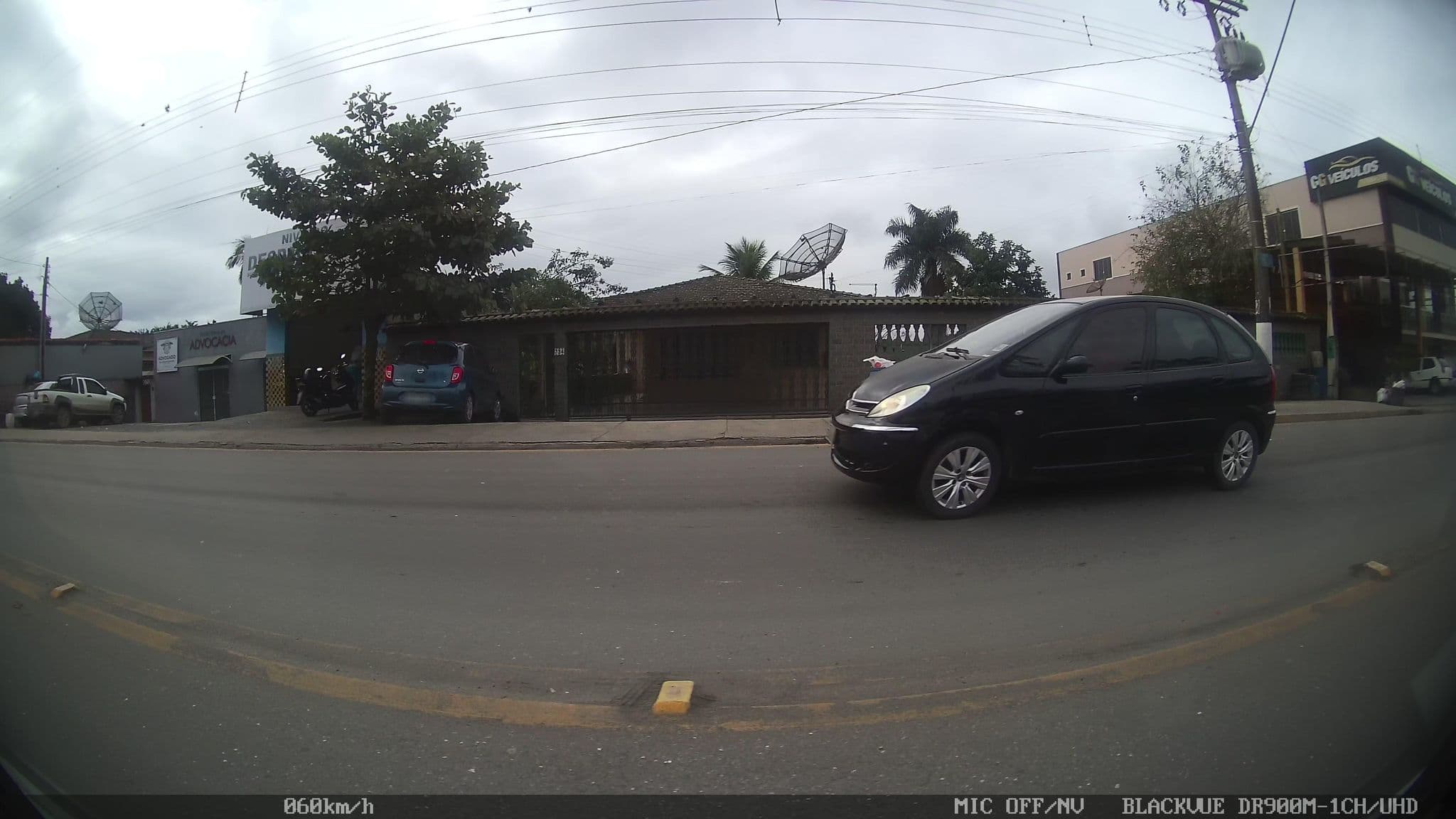 Street view near Hotel Sueber - Cajati-SP, Cajati — © kaart5 (CC BY-SA · Mapillary)