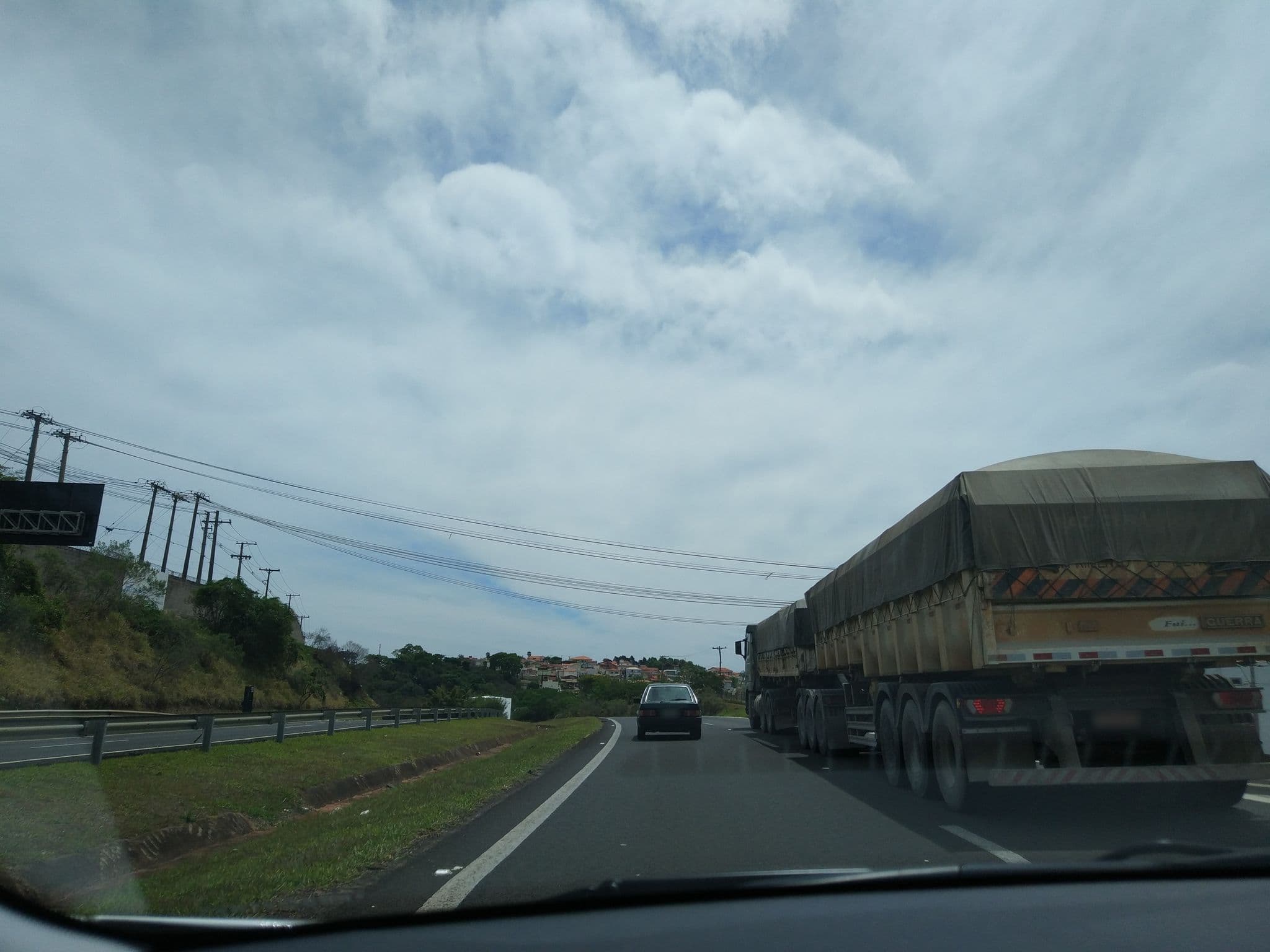 Street view near Pousada da Cuesta, Botucatu — © fcordeiro (CC BY-SA · Mapillary)