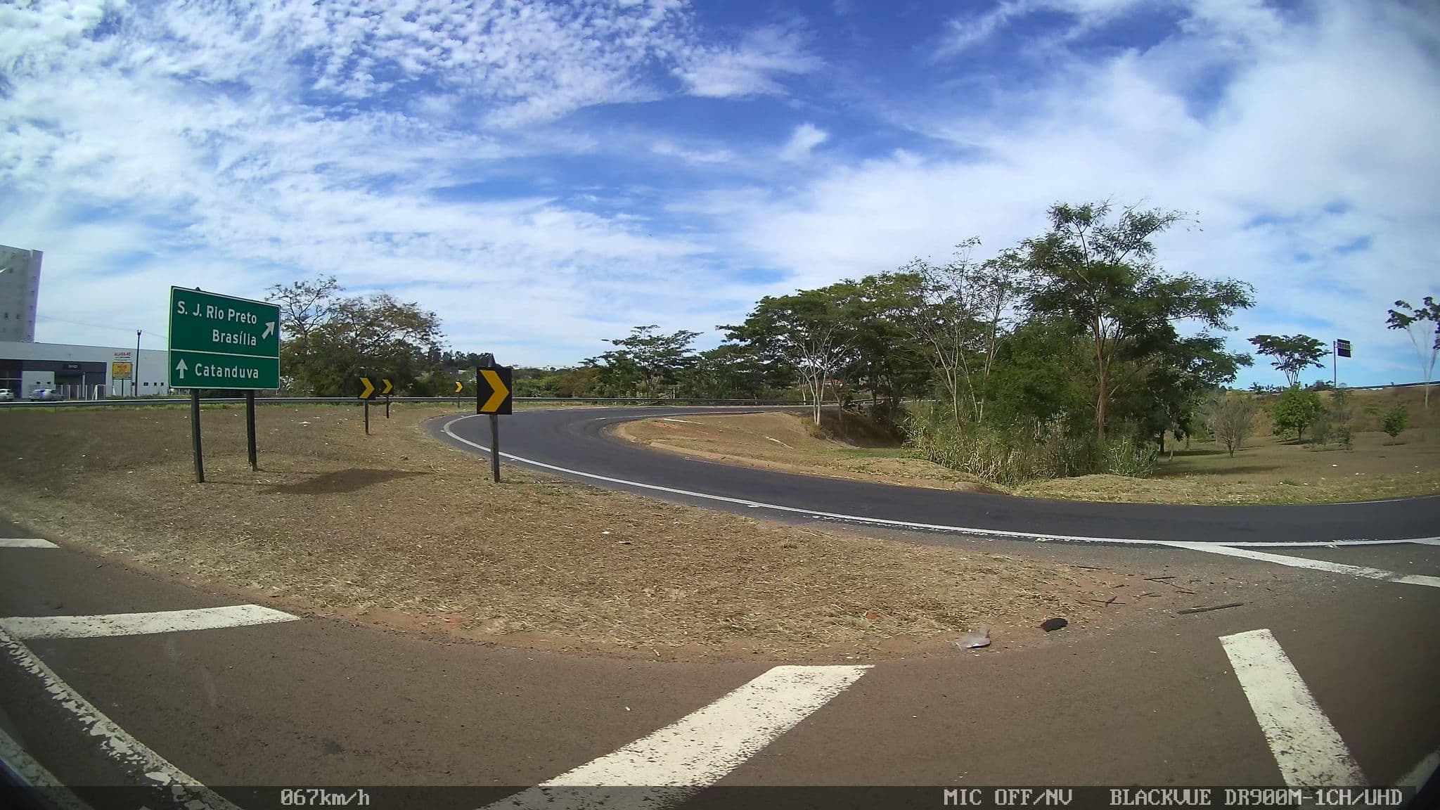 Street view near Ibis Hotel Catanduva, Catanduva — © kaart5 (CC BY-SA · Mapillary)