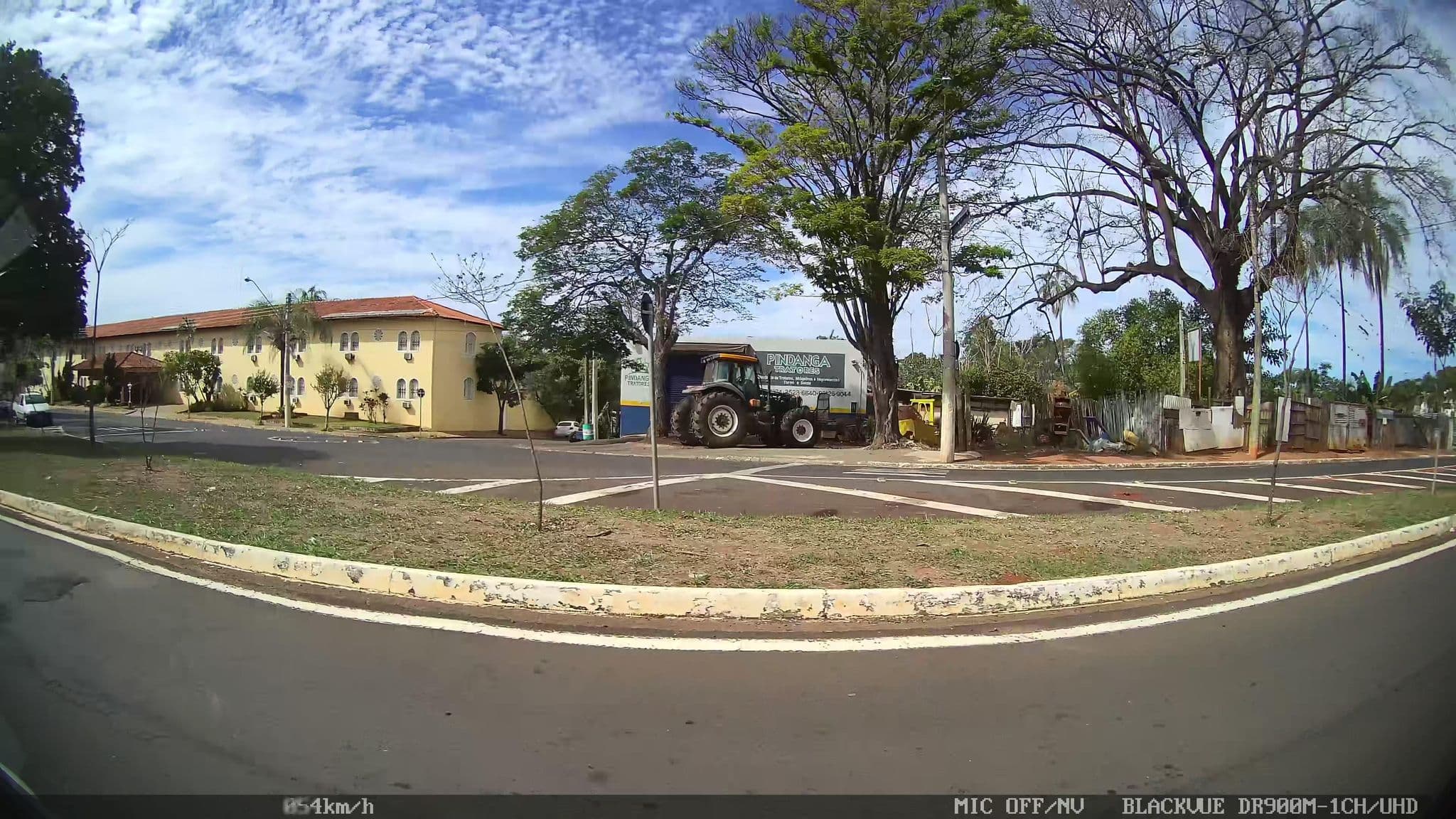Street view near Habitacion 224, Catanduva — © kaart5 (CC BY-SA · Mapillary)