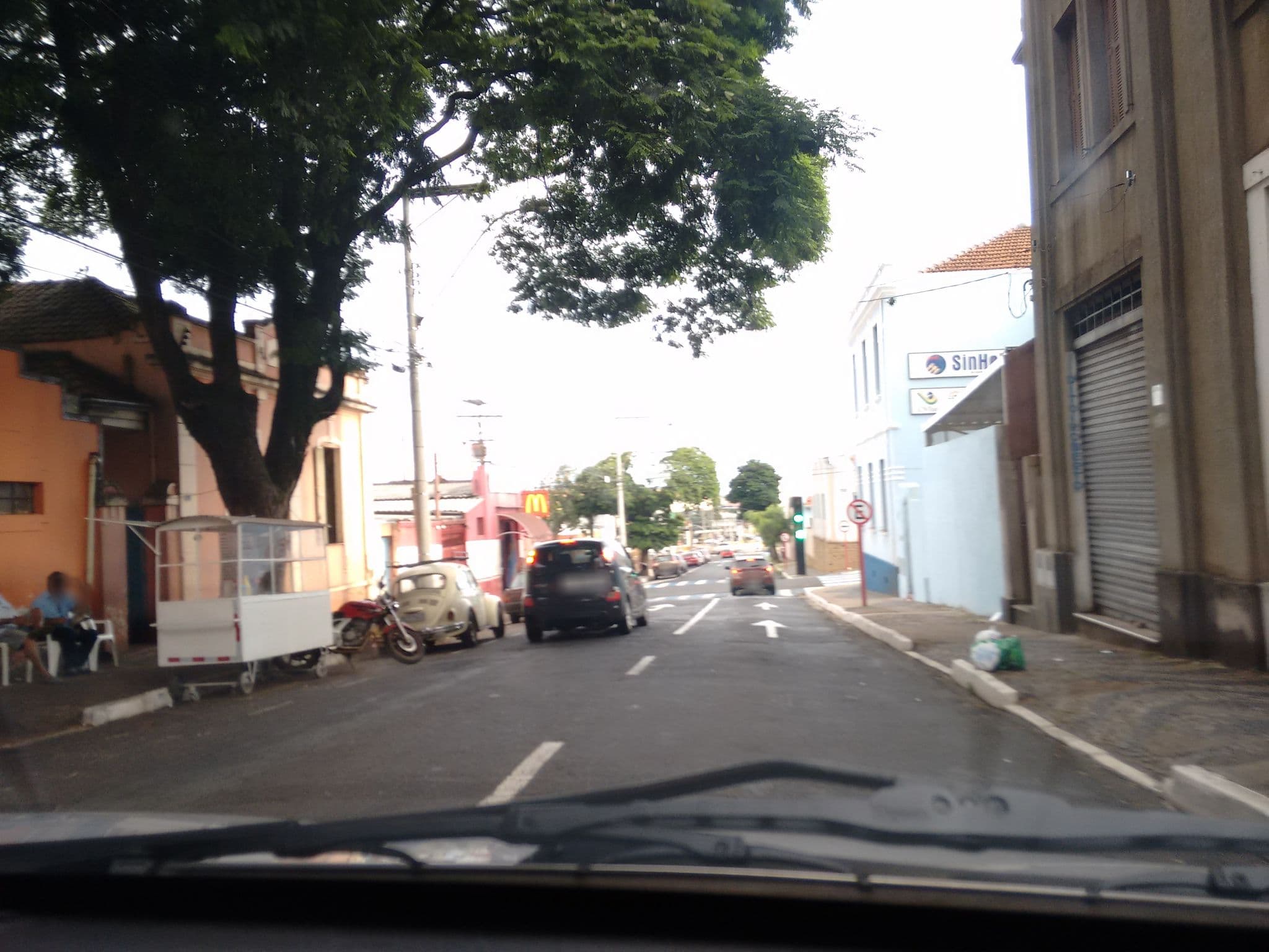 Street view near Hotel Araraquara, Araraquara — © naoliv (CC BY-SA · Mapillary)