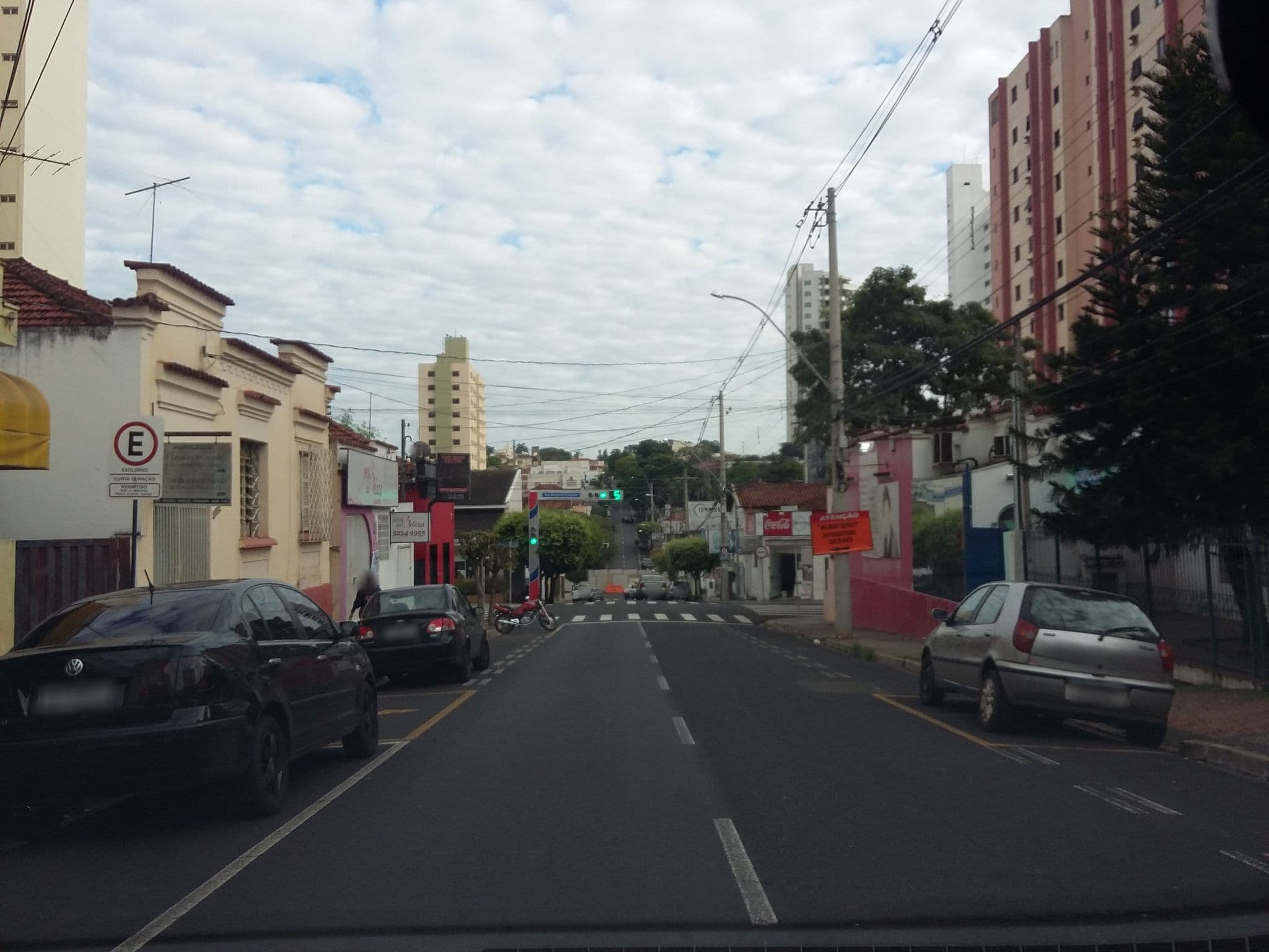 Street view near Ludics Hostel, São José do Rio Preto — © lageano (CC BY-SA · Mapillary)