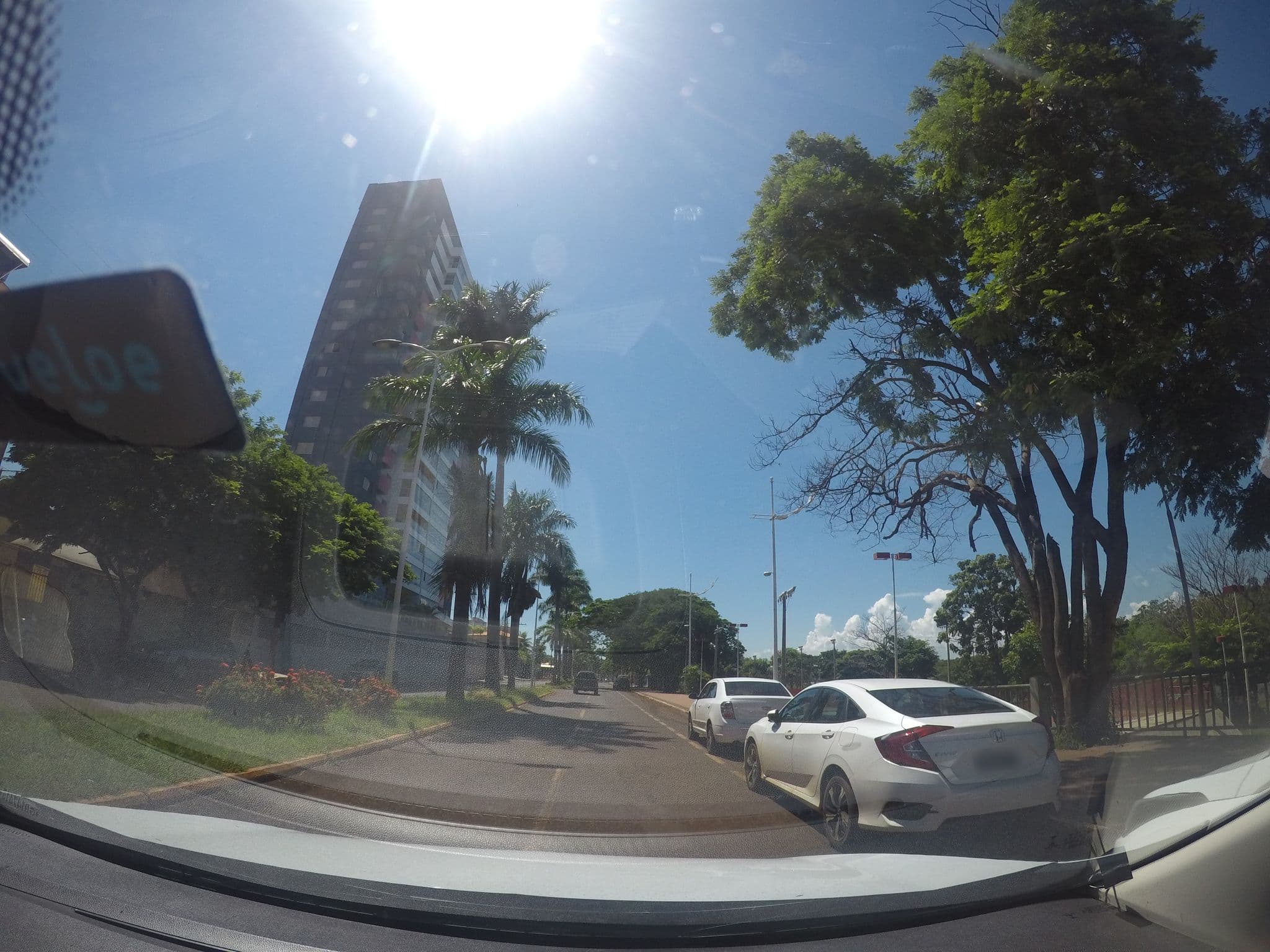 Street view near Pousada Beira Rio Itumbiara, Itumbiara — © marciosampaio (CC BY-SA · Mapillary)