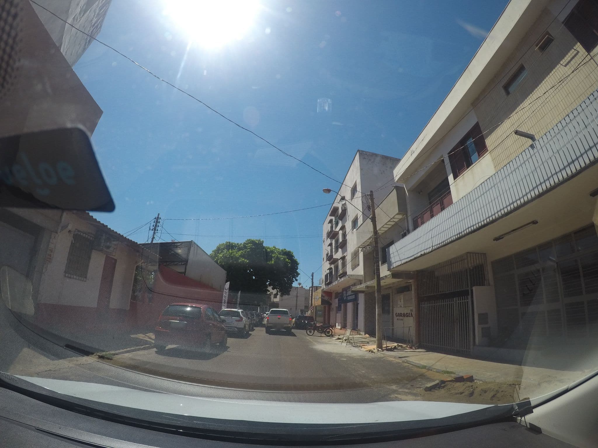Street view near Itumbiara Palace Hotel, Itumbiara — © marciosampaio (CC BY-SA · Mapillary)