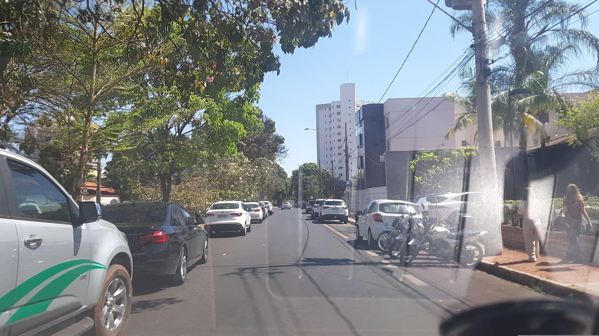 Street view near Pousada Triangulo Mineiro, Uberlândia — © gustavoeugenio (CC BY-SA · Mapillary)