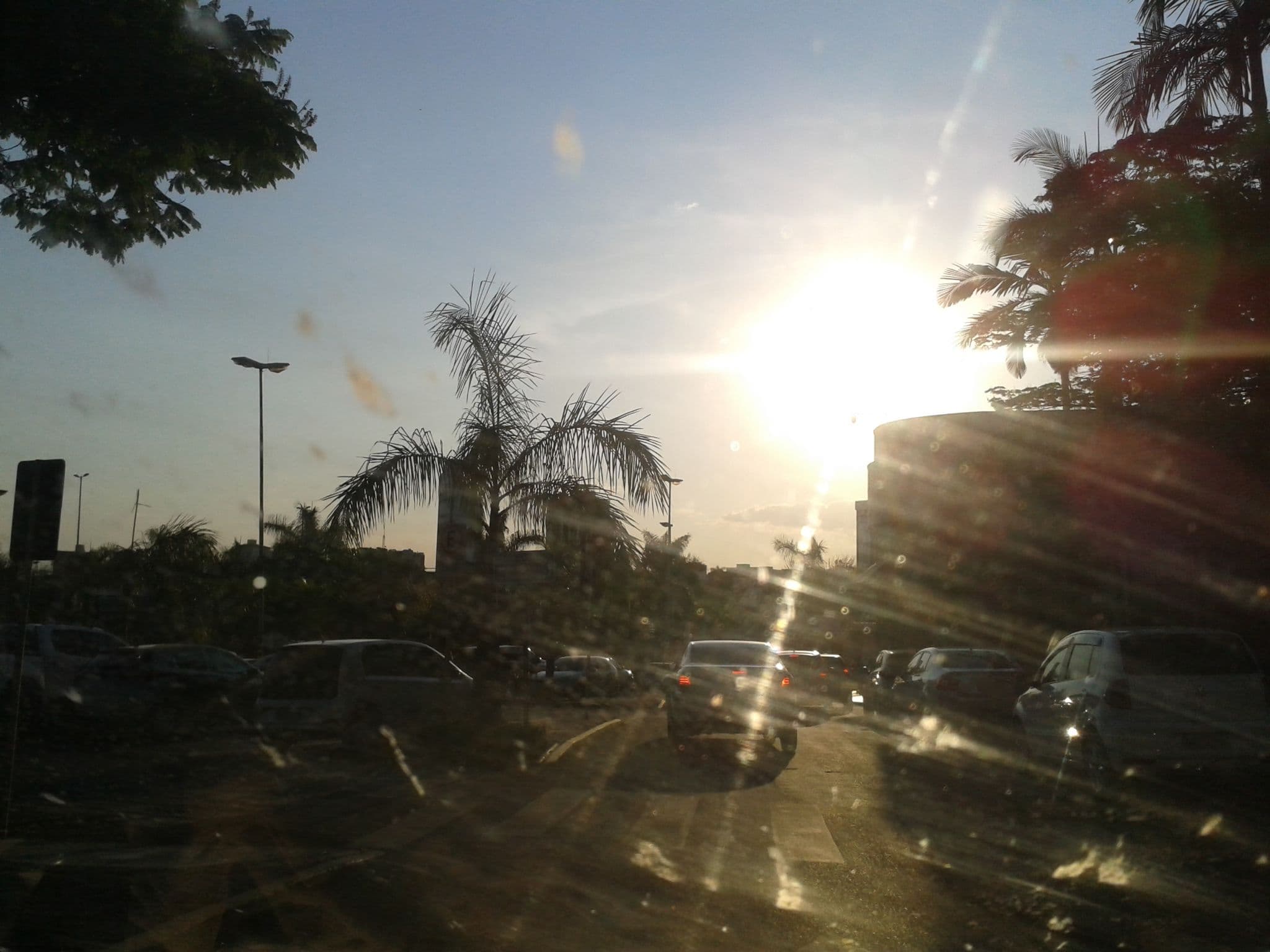 Street view near Frontdesk Plaza Shopping Hotel, Uberlândia — © marcos_medeiros (CC BY-SA · Mapillary)