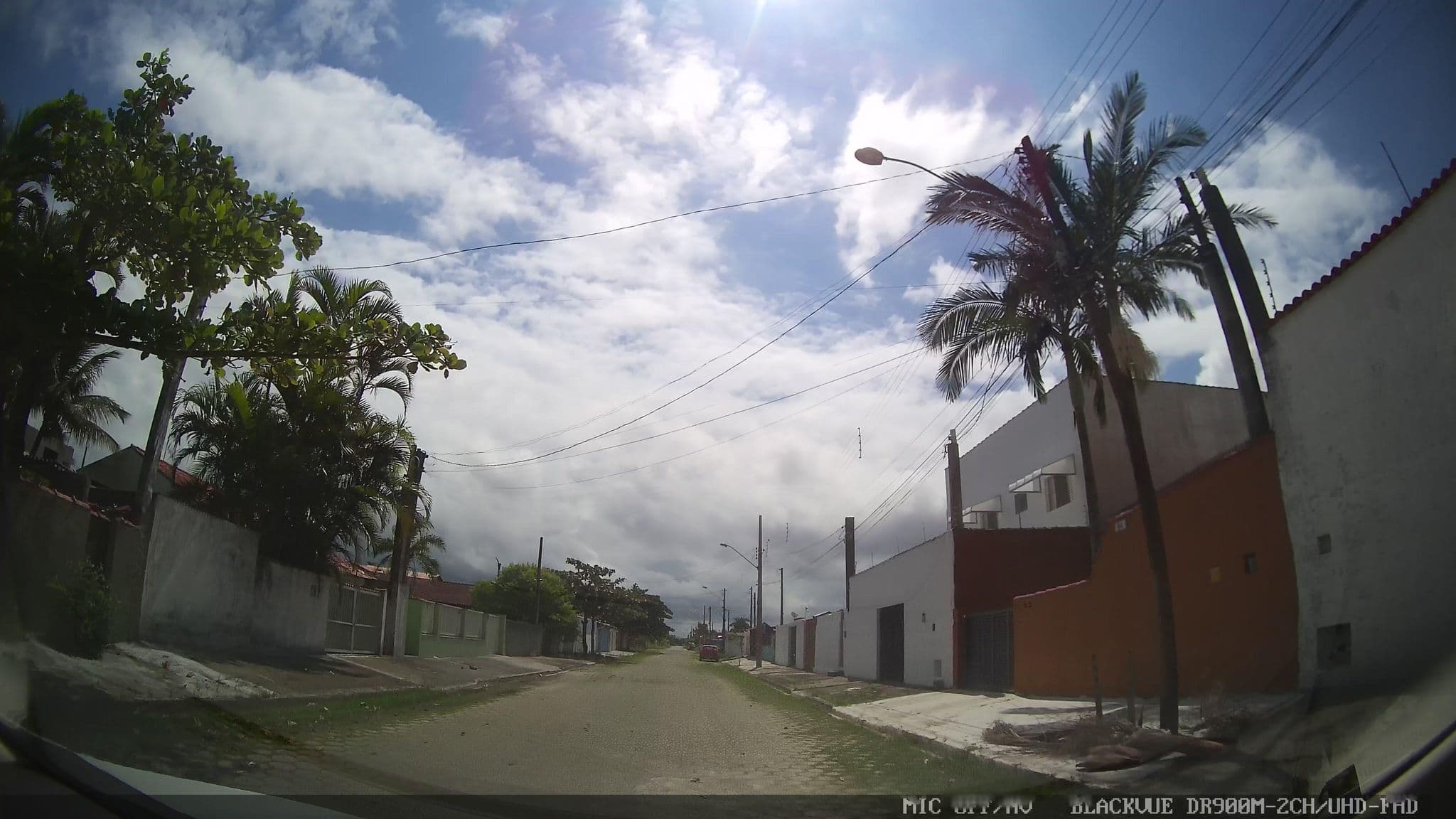Street view near Pousada Adriana Beach, Ilha Comprida — © marciosampaio (CC BY-SA · Mapillary)