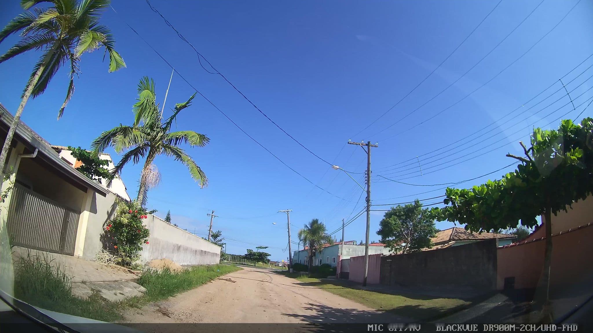 Street view near Recanto do Giba, Ilha Comprida — © marciosampaio (CC BY-SA · Mapillary)