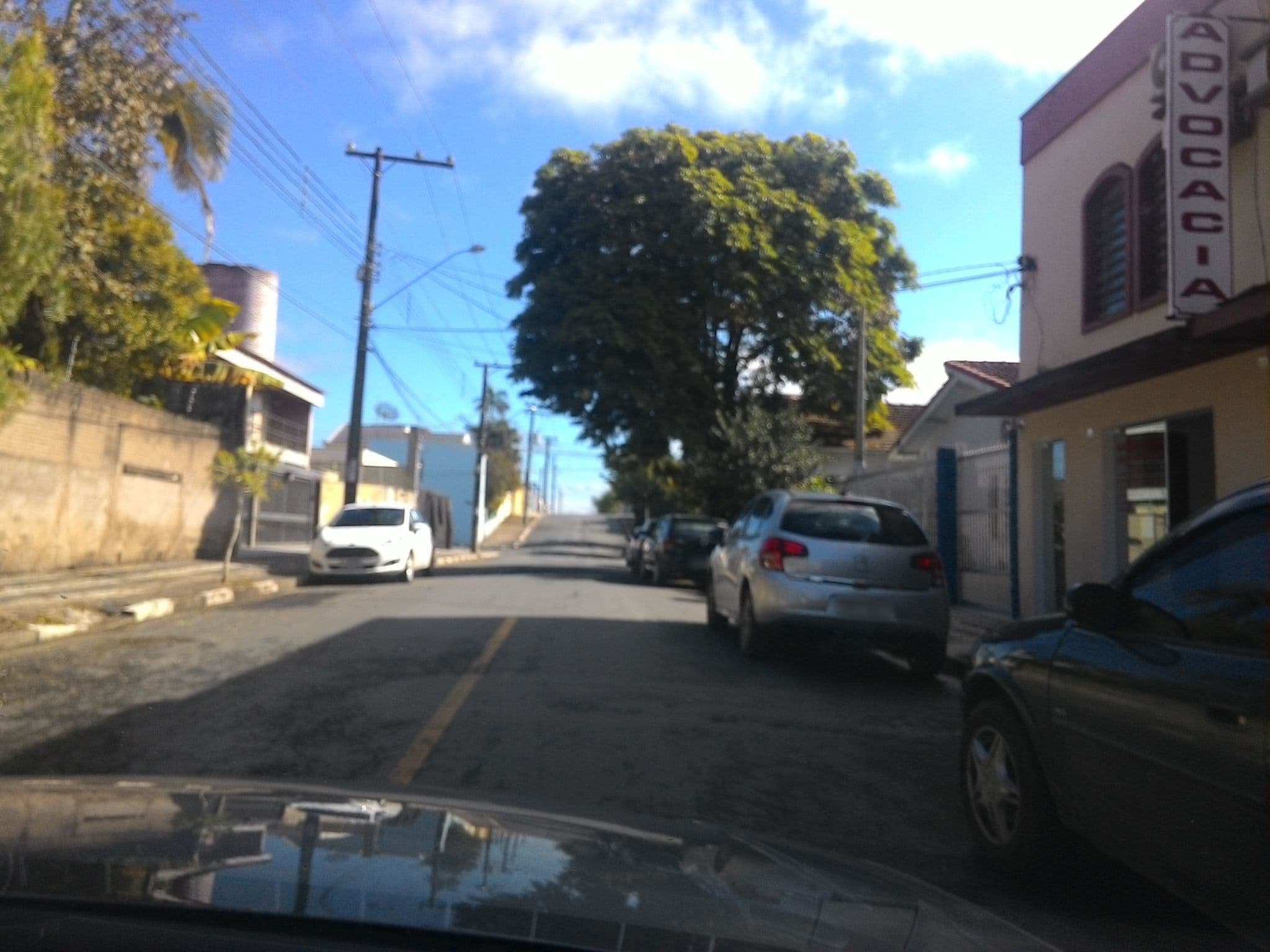 Street view near Hotel Brasilia, Registro — © dclarks (CC BY-SA · Mapillary)