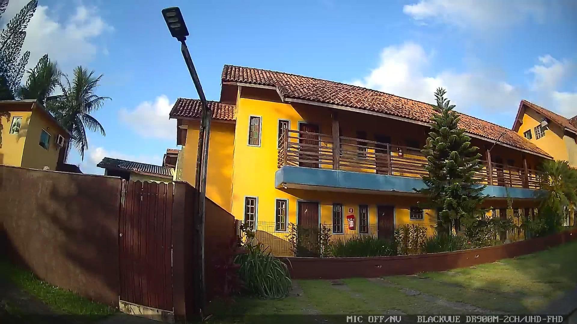 Street view near Pousada Pier36, Peruíbe — © yaf1 (CC BY-SA · Mapillary)