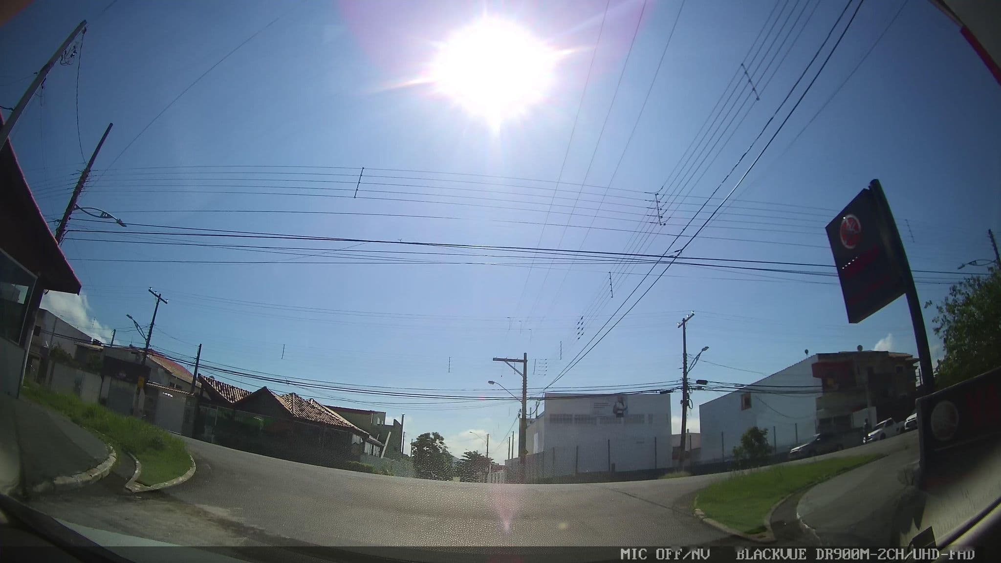 Street view near Avenida Peruibe hotel, Peruíbe — © marciosampaio (CC BY-SA · Mapillary)