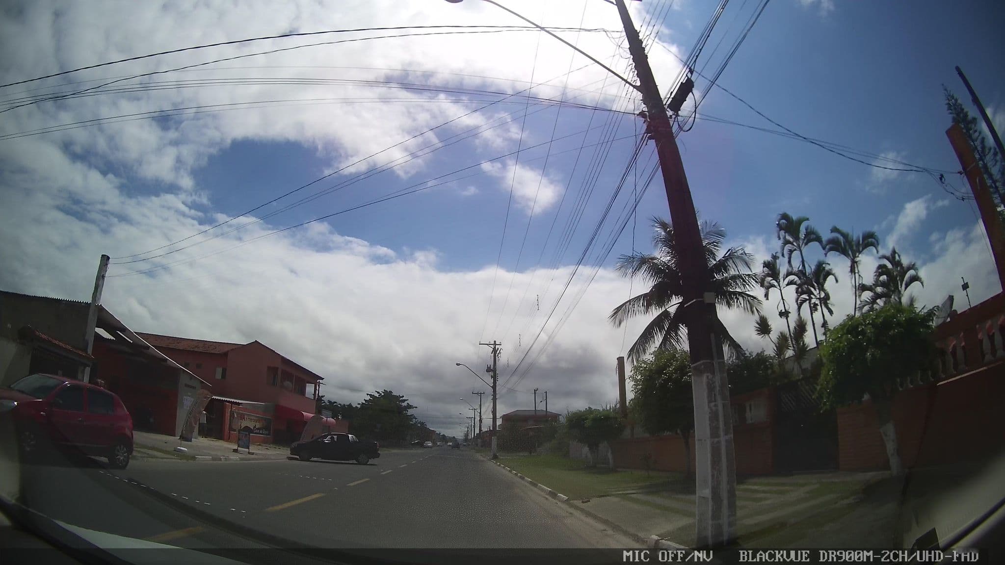 Street view near Pousada Vision, Ilha Comprida — © marciosampaio (CC BY-SA · Mapillary)