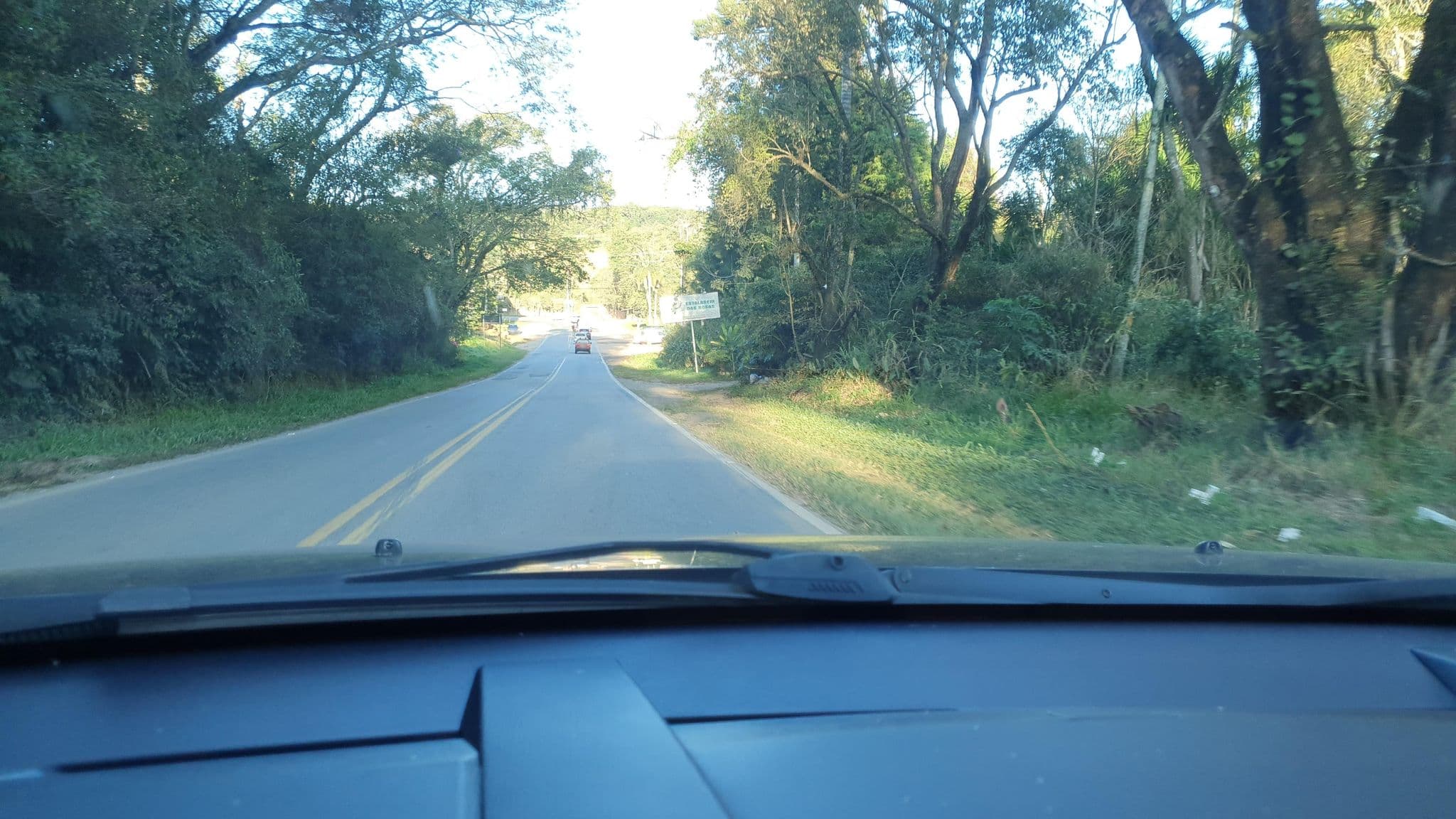 Street view near Pousada Estalagem das Rosas, Piedade — © mguerra1 (CC BY-SA · Mapillary)