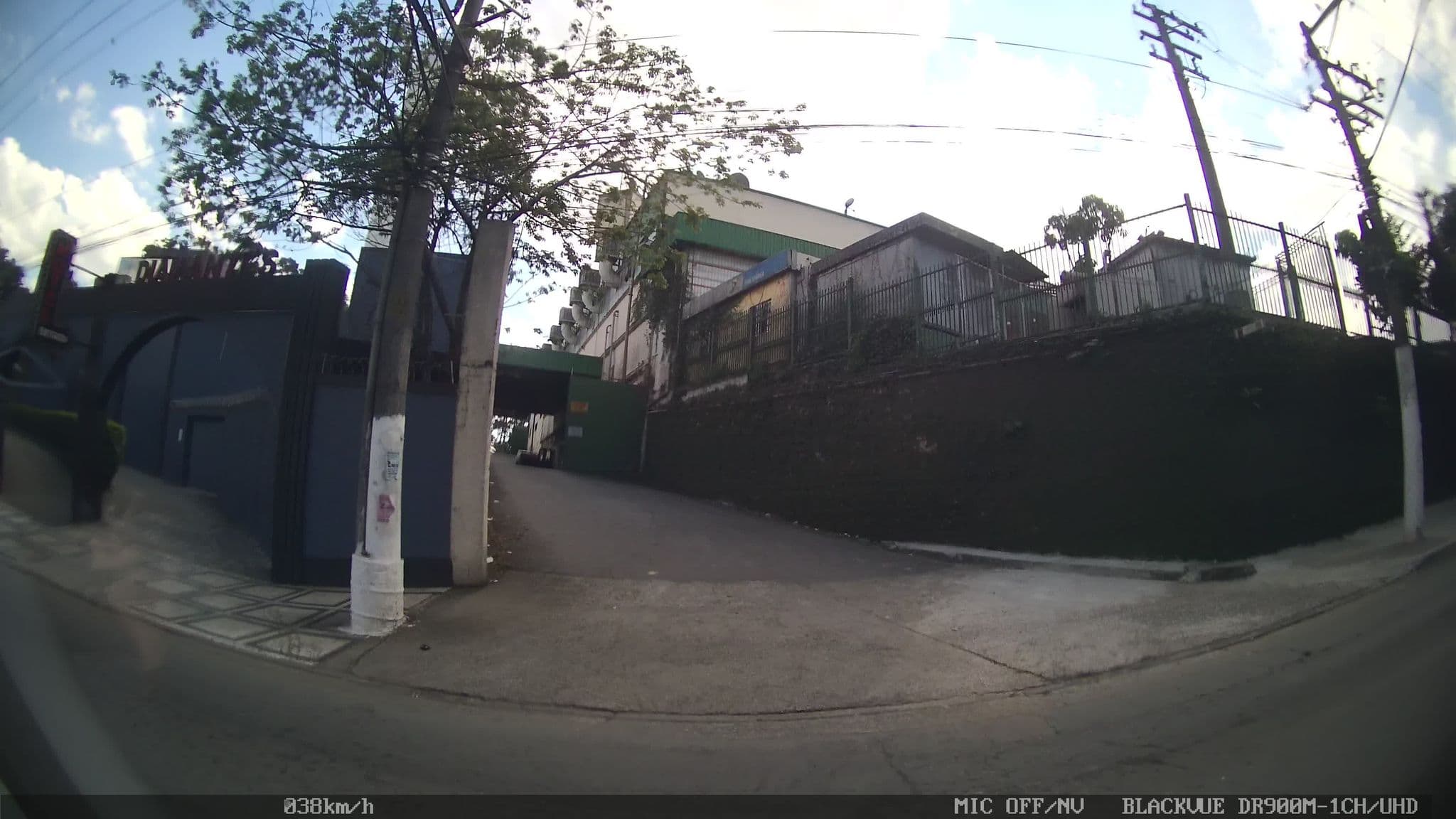 Street view near Motel Diamantes, Cidade Dutra — © kaart_2 (CC BY-SA · Mapillary)