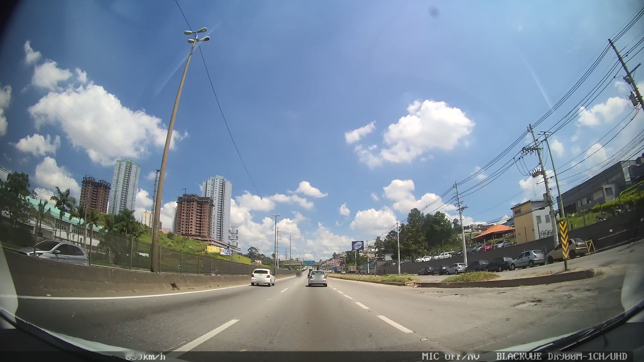 Street view near Motel Mayte, Taboão da Serra — © kaart_2 (CC BY-SA · Mapillary)
