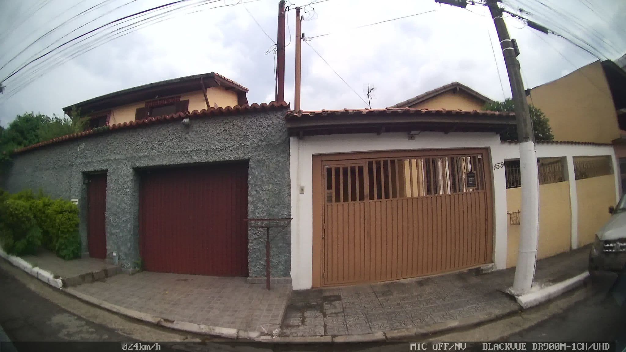 Street view near Piscina Hotel Azevedo, Campo Limpo — © kaart_2 (CC BY-SA · Mapillary)