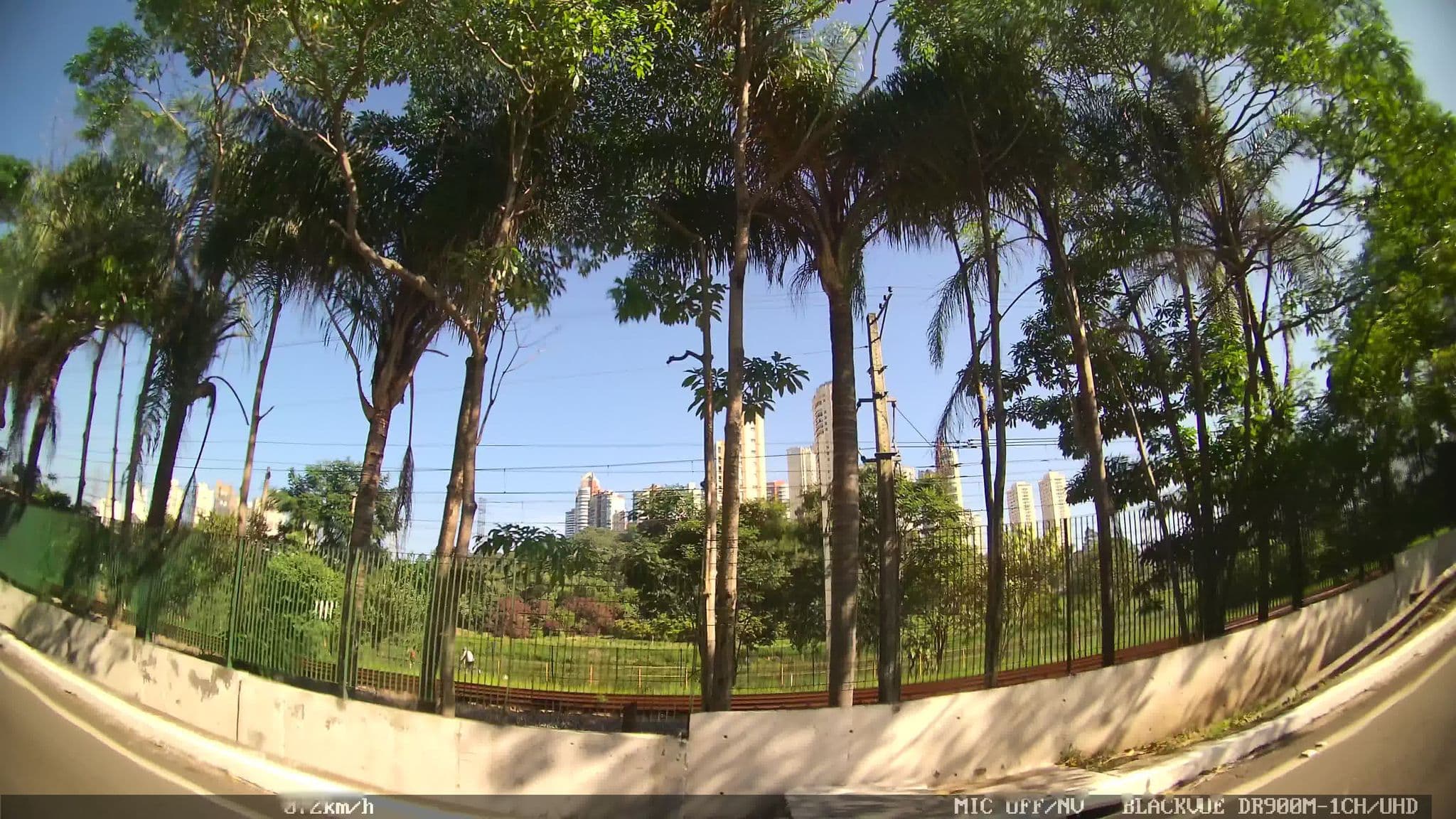 Street view near Motel mykomos, Vila Andrade — © kaart_2 (CC BY-SA · Mapillary)