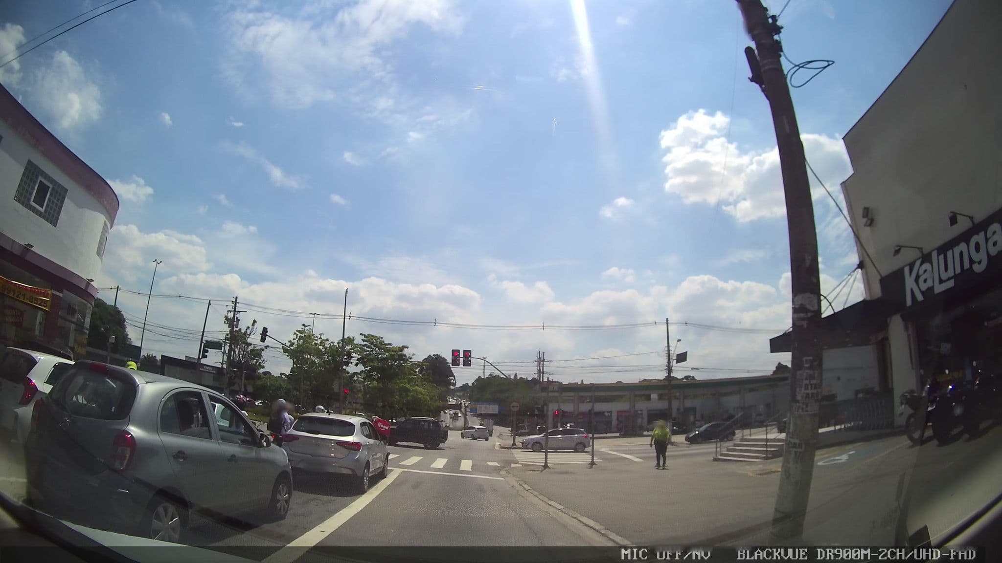Street view near Mercure Central Towers, Butanta — © marciosampaio (CC BY-SA · Mapillary)