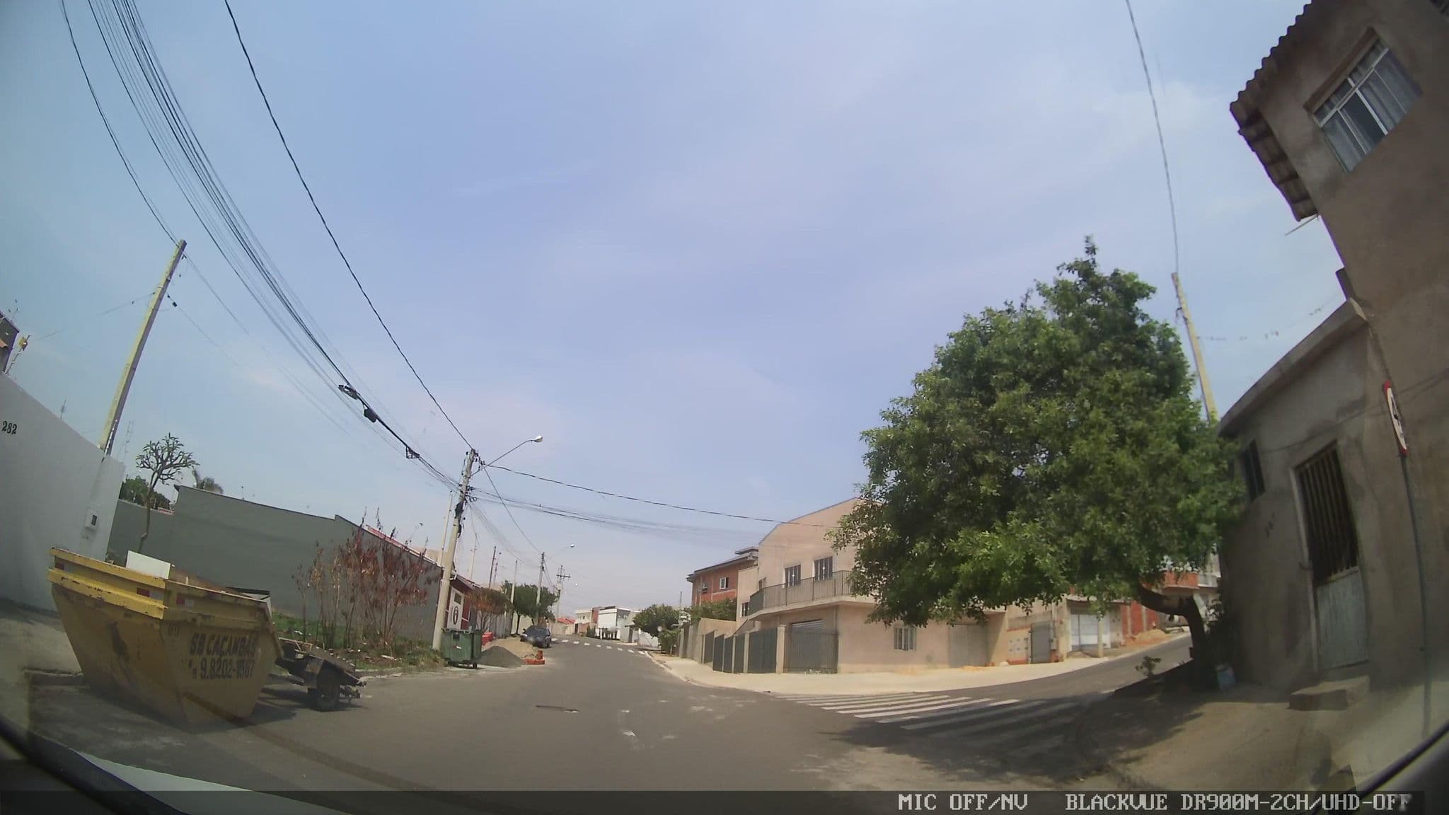 Street view near Hotel Fazenda Capoava, Salto — © yaf1 (CC BY-SA · Mapillary)