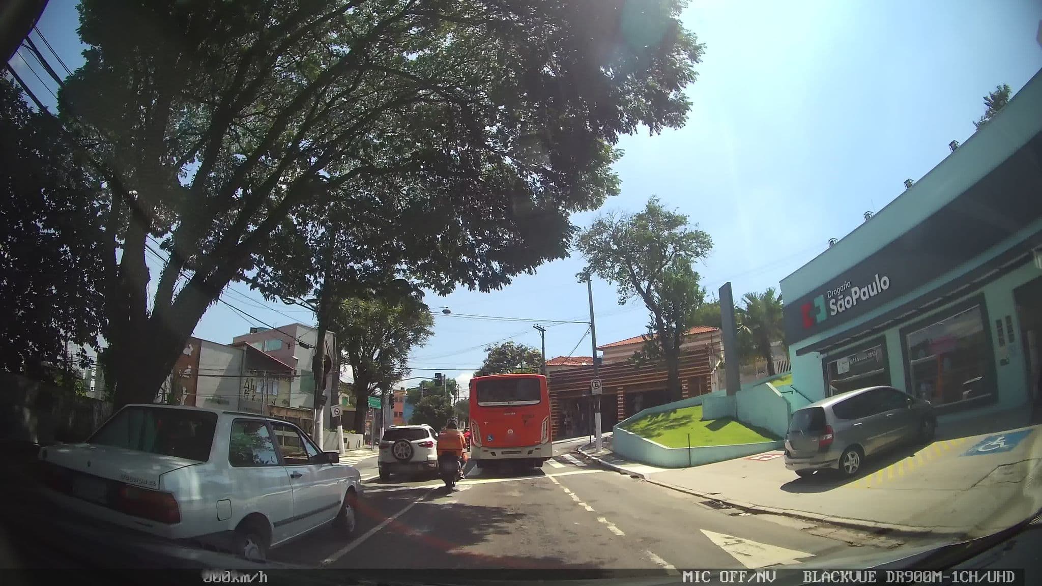 Street view near alugo kitnets fernando ganzerli, Lapa — © kaart_2 (CC BY-SA · Mapillary)
