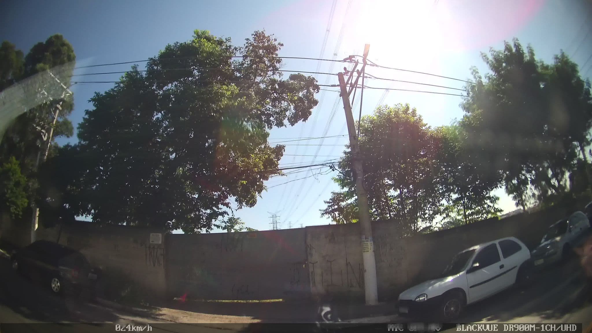 Street view near Tivoly Motel, Sao Domingos — © kaart_2 (CC BY-SA · Mapillary)