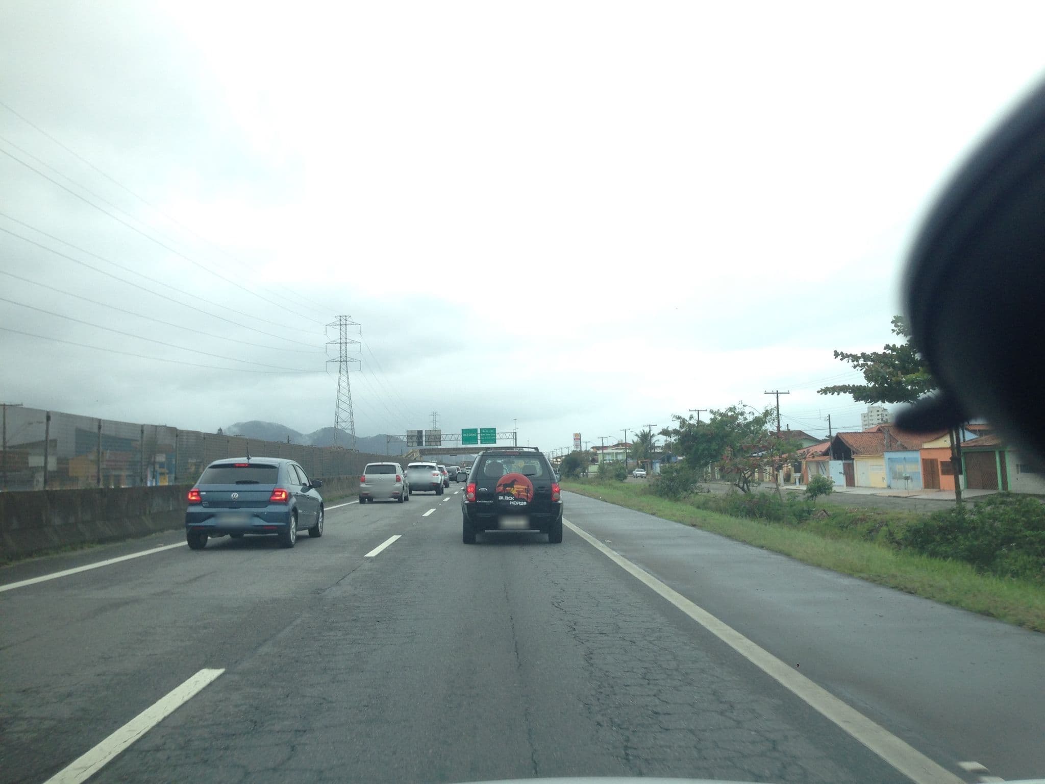 Street view near Pousada Tres Coqueiros, Mongaguá — © alemenezes (CC BY-SA · Mapillary)