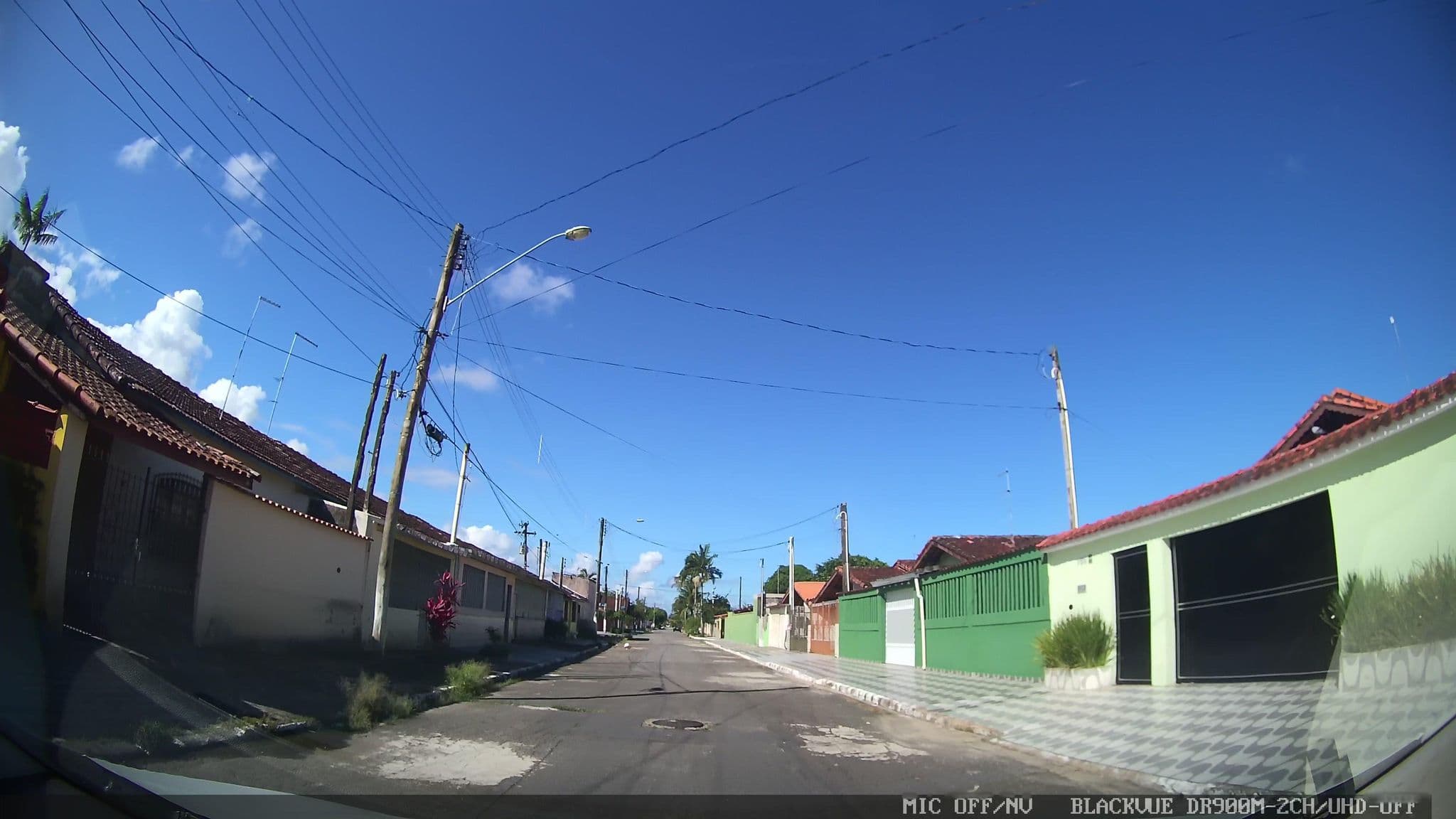 Street view near Casa da familia Xavier Feith, Mongaguá — © marciosampaio (CC BY-SA · Mapillary)