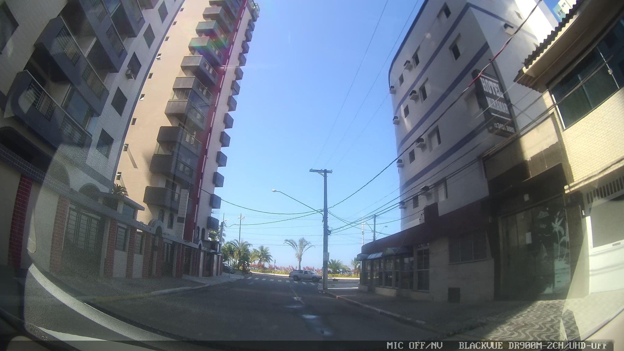 Street view near Hotel Miramar, Praia Grande — © marciosampaio (CC BY-SA · Mapillary)