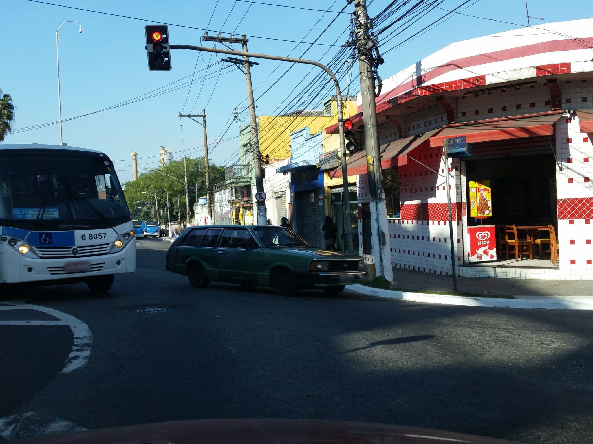 Street view near Hotel Macuco, Santo Amaro — © guilherme_peev (CC BY-SA · Mapillary)