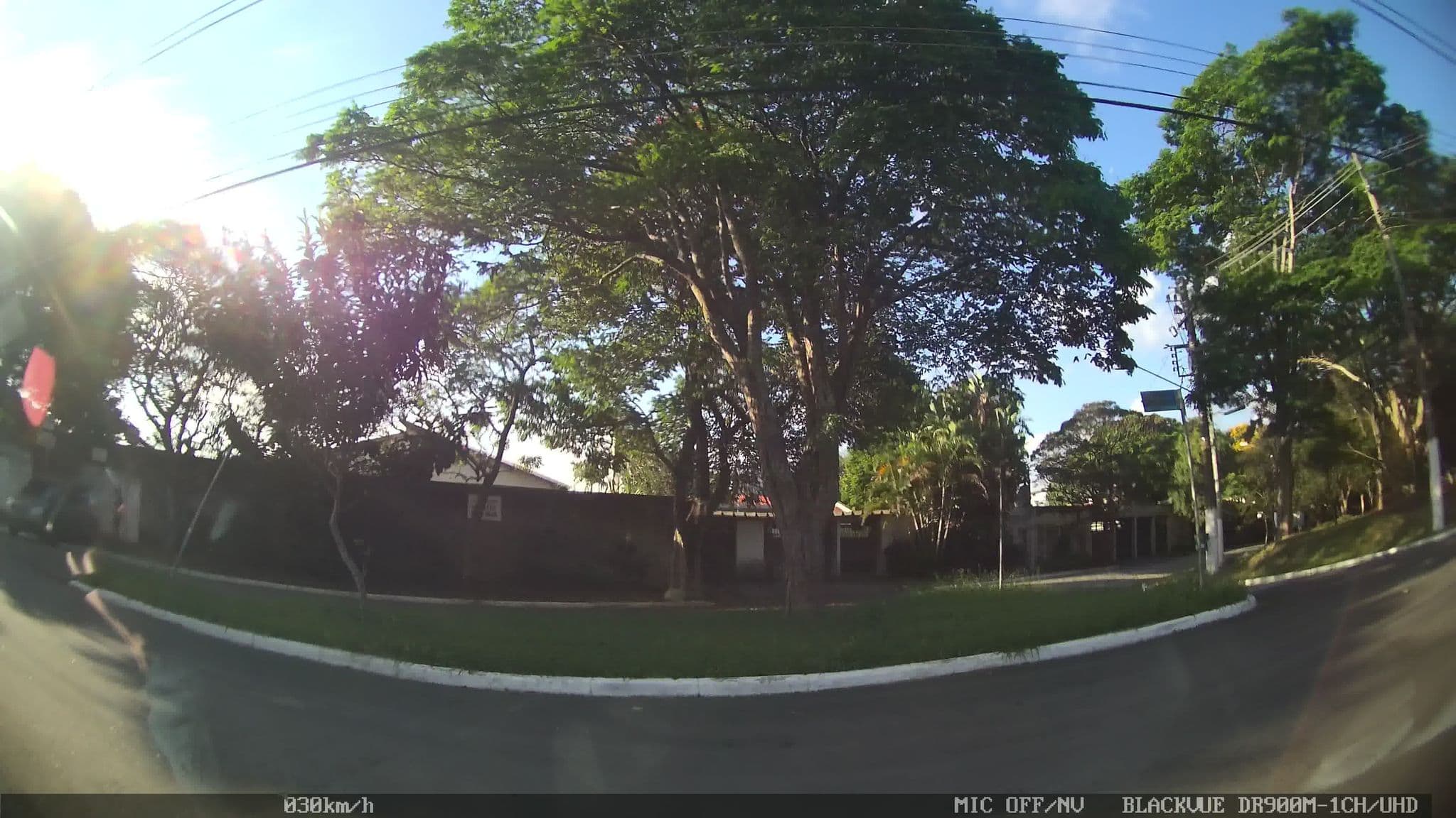 Street view near Hotel Pitstop, Cidade Dutra — © kaart_2 (CC BY-SA · Mapillary)