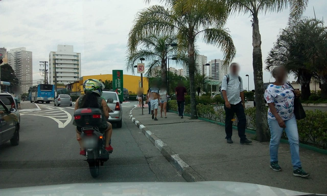 Street view near ibis São Paulo Interlagos, Cidade Ademar — © thierrytelenav (CC BY-SA · Mapillary)