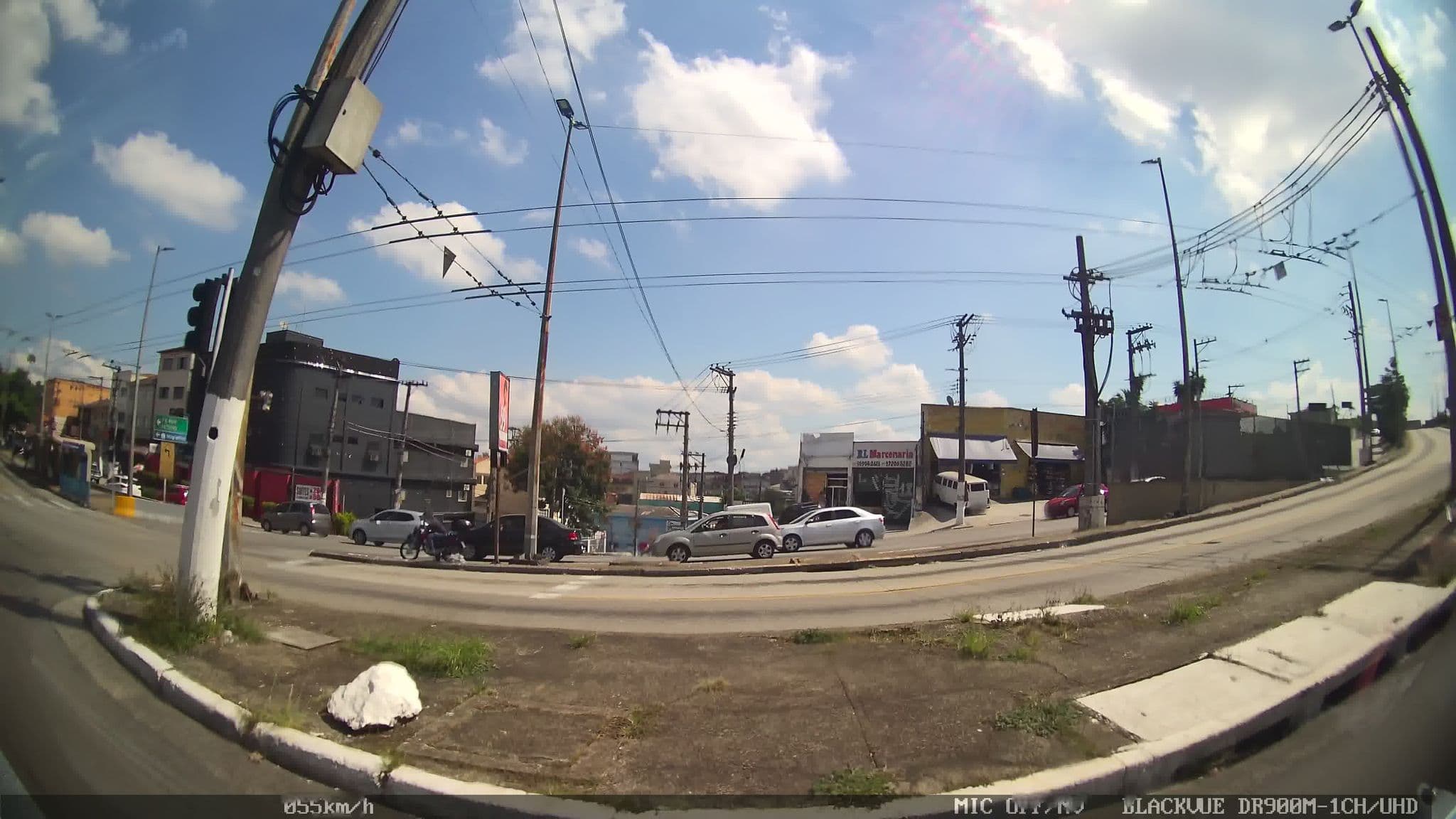 Street view near Hotel Jasmim, Diadema — © kaart_2 (CC BY-SA · Mapillary)