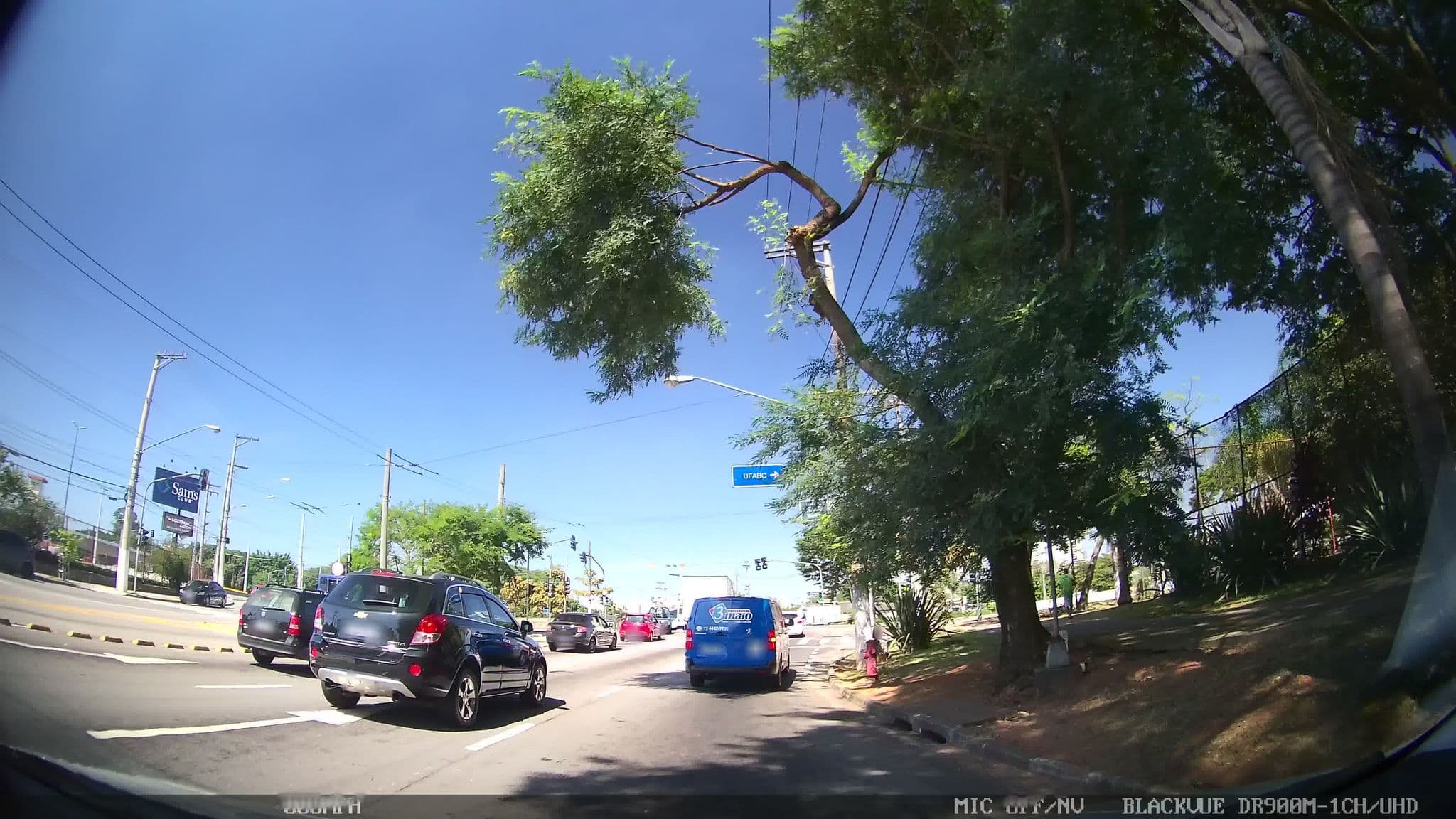 Street view near Hotel Terminal, Santo André — © kaart_4 (CC BY-SA · Mapillary)