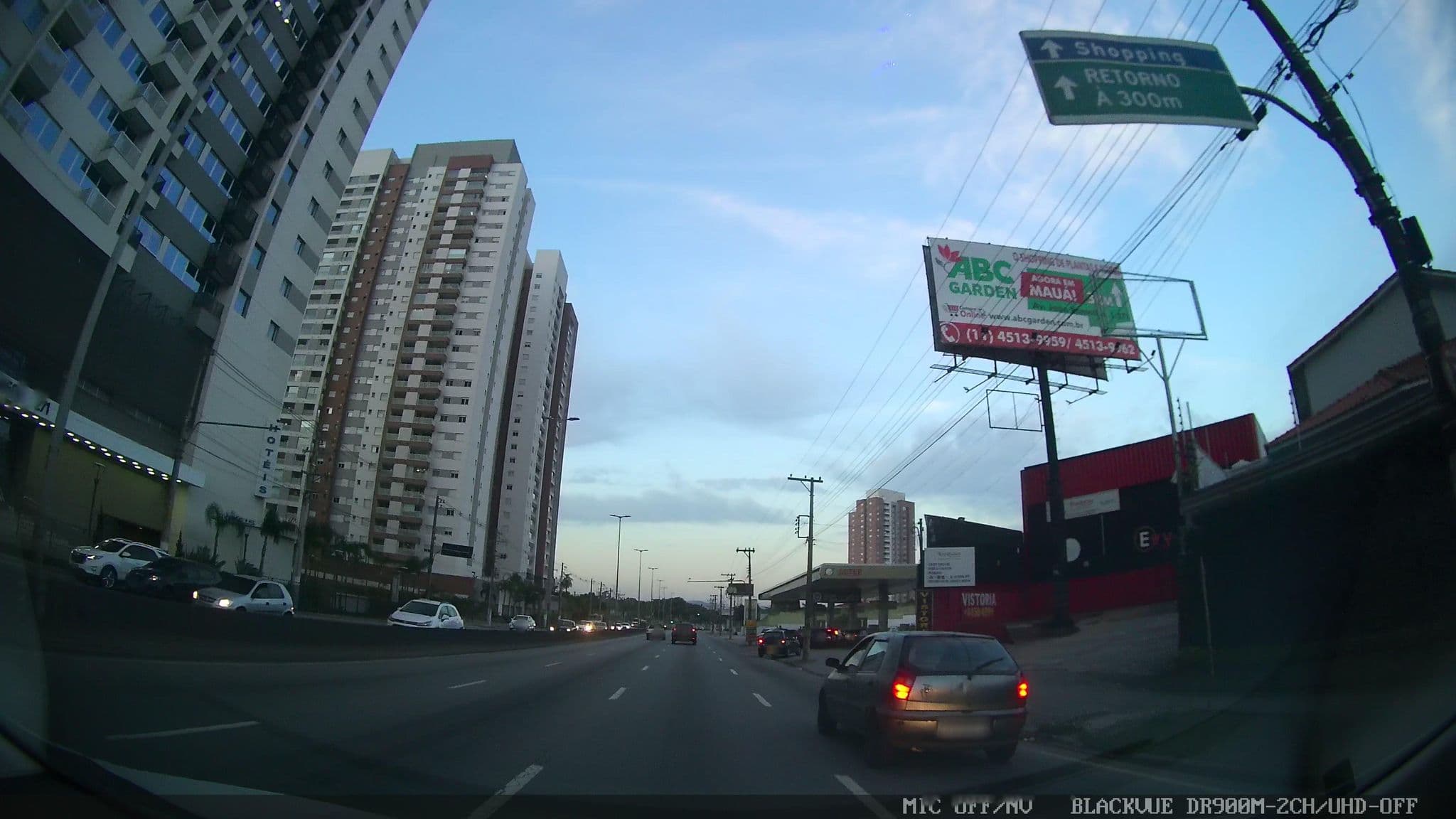 Street view near Hilton Garden Inn, Santo André — © marciosampaio (CC BY-SA · Mapillary)