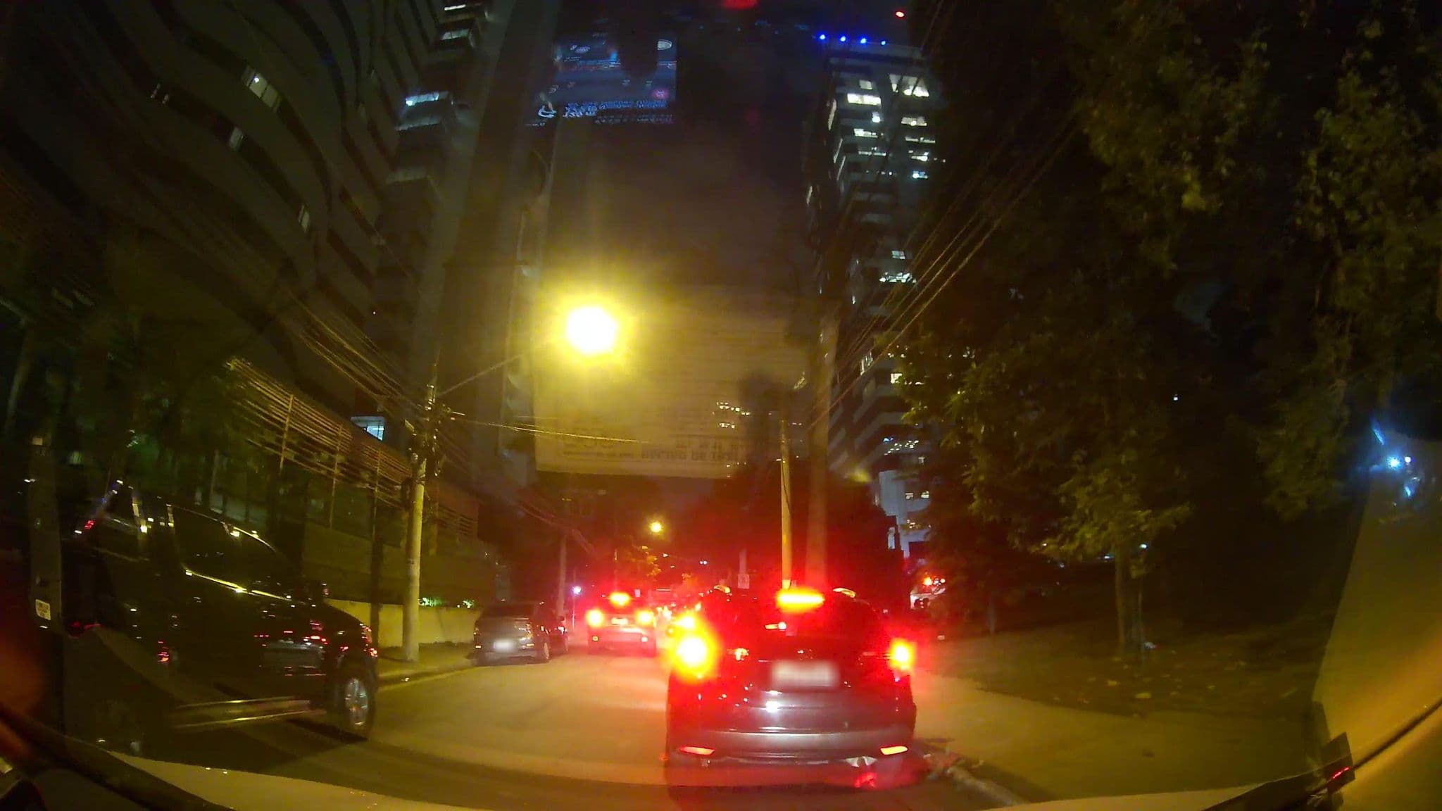 Street view near Blue Tree Premium, Morumbi — © marciosampaio (CC BY-SA · Mapillary)