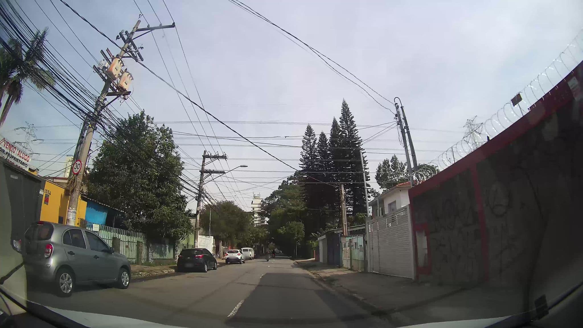 Street view near Hostel Brooklin, Itaim Bibi — © marciosampaio (CC BY-SA · Mapillary)