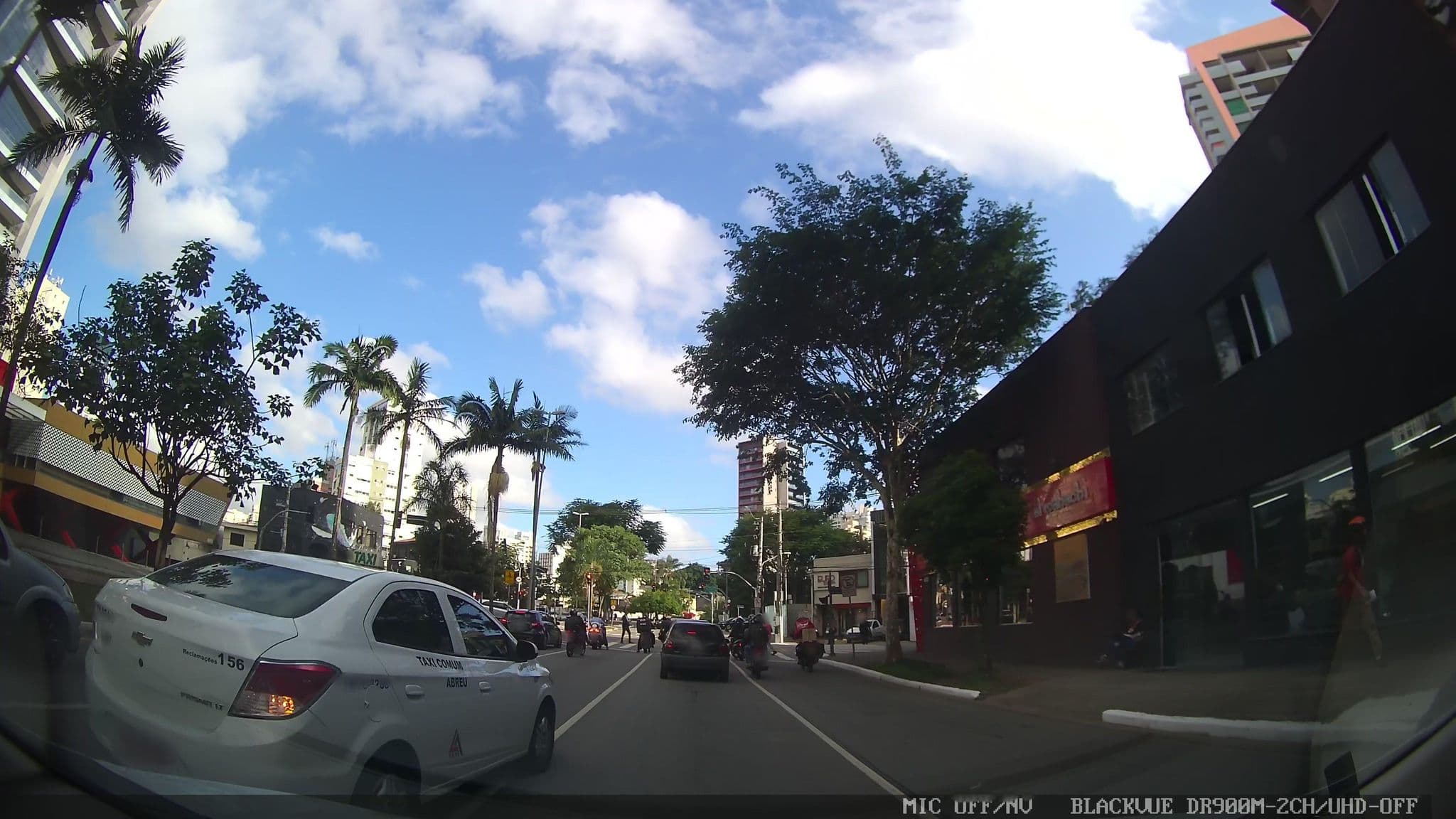 Street view near Casa 53, Itaim Bibi — © marciosampaio (CC BY-SA · Mapillary)