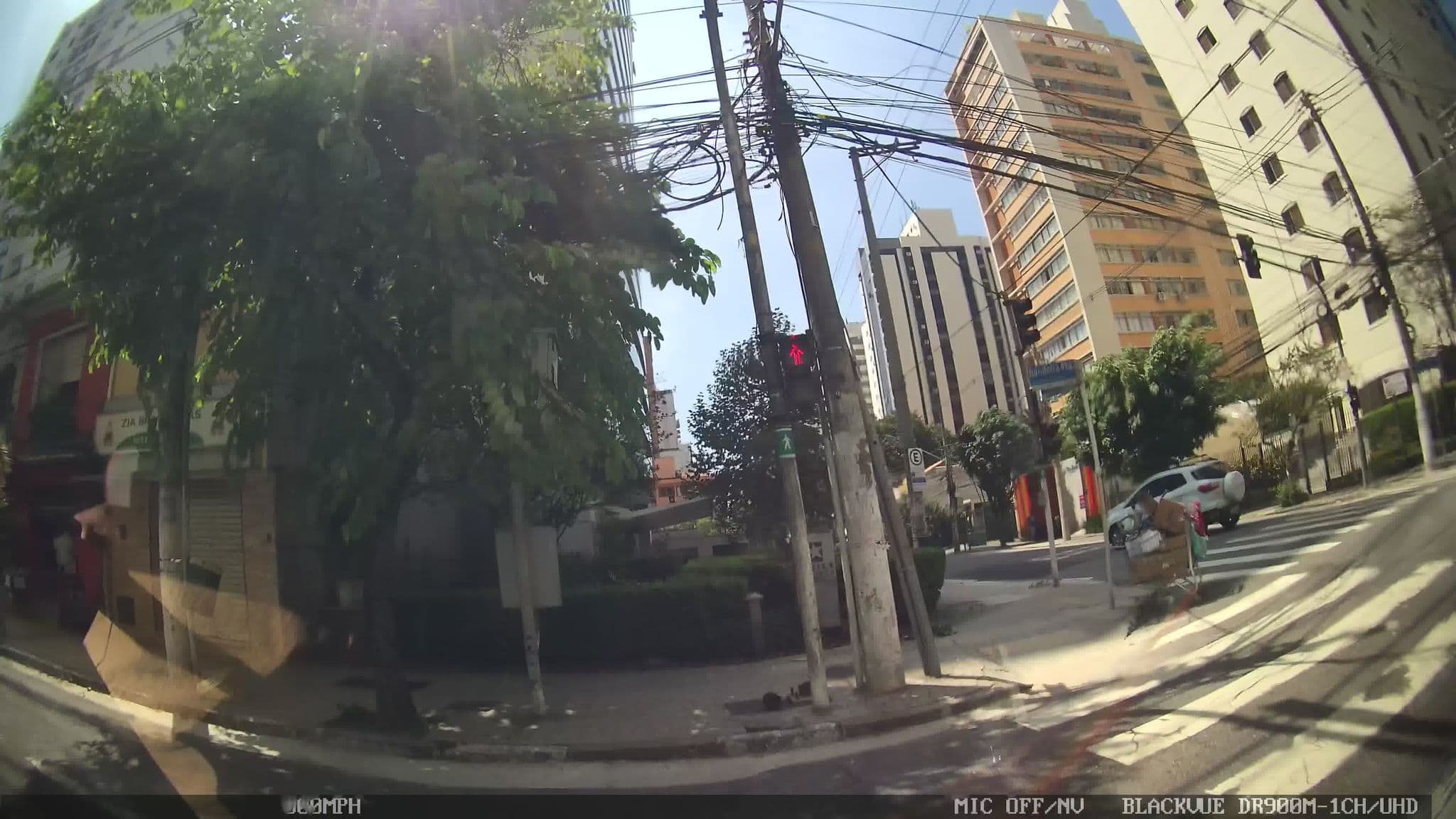 Street view near Etoile Hotels Itaim, Itaim Bibi — © kaart_4 (CC BY-SA · Mapillary)